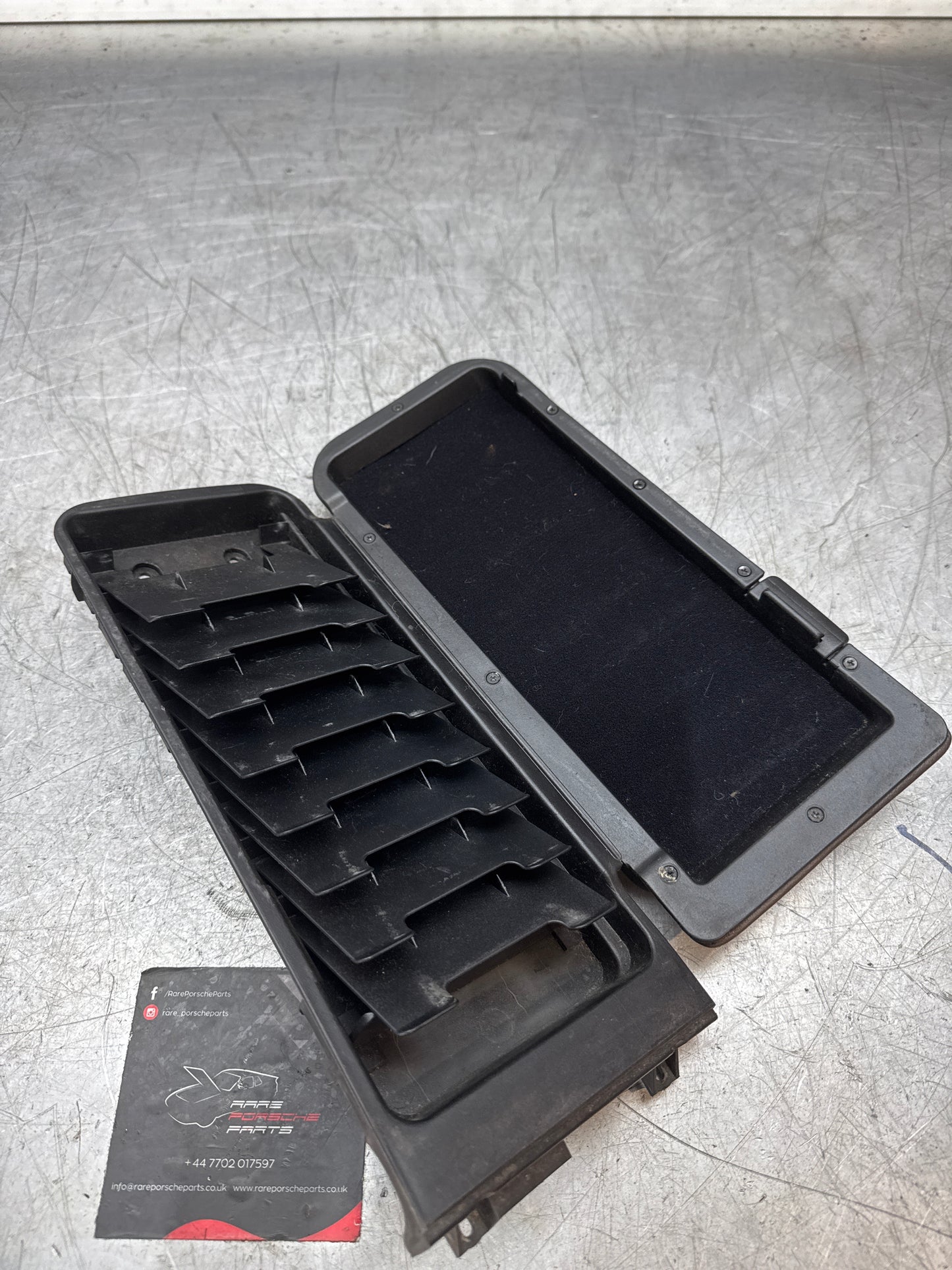 Porsche 944 86-92 arm rest brown 94555206300 used RHD