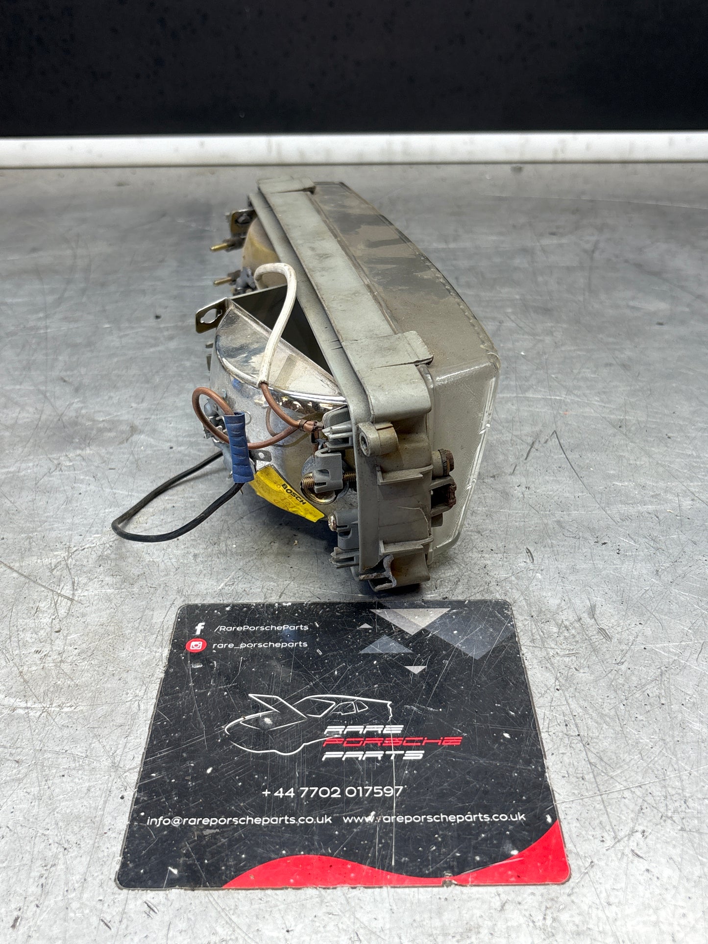 Porsche 944 S2 Turbo right foglight 95163121200 / 0305200701 used