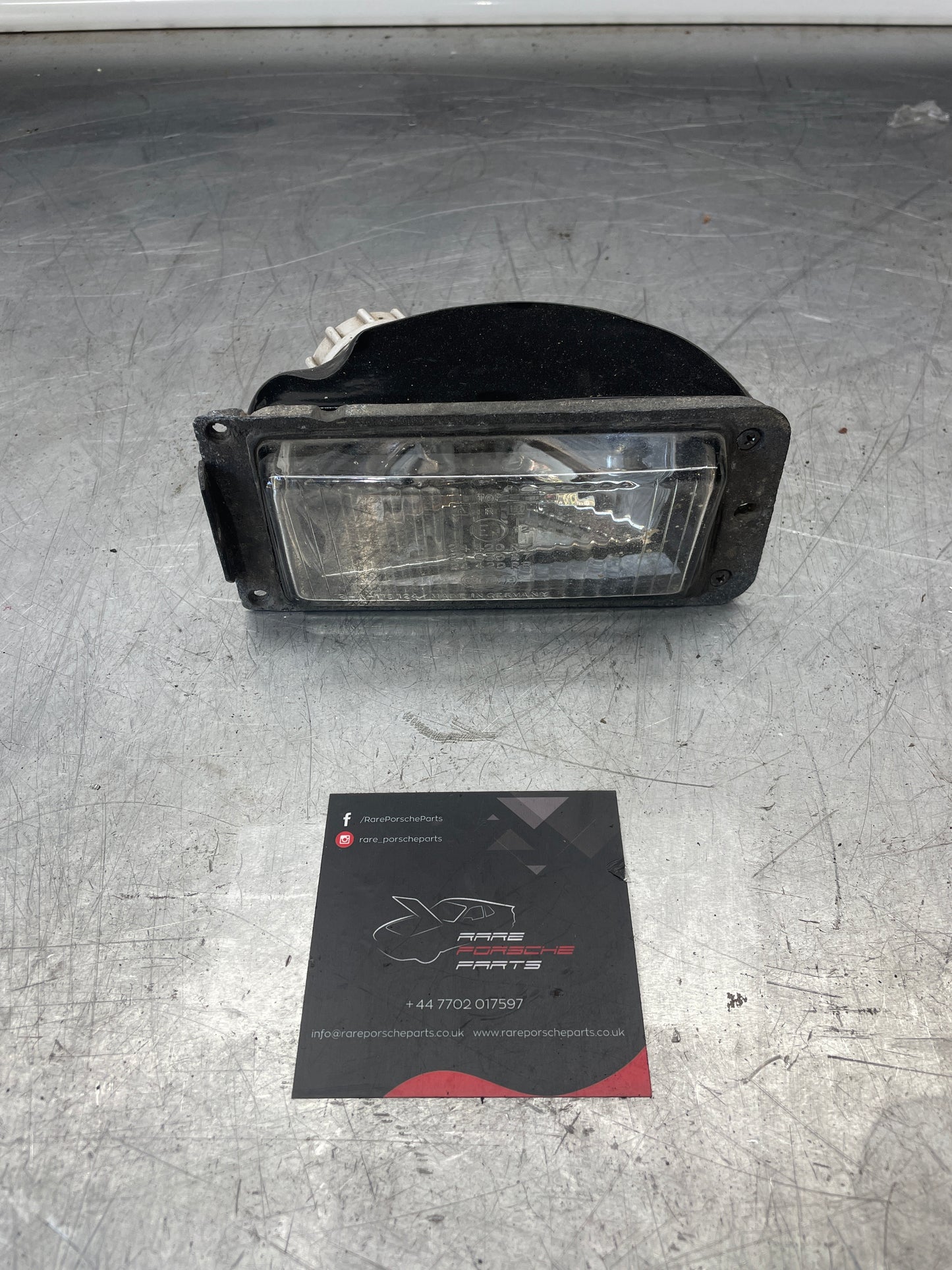 Porsche 924 Front right driving light, Used 24420R7 / 21630R7 / 24420R8