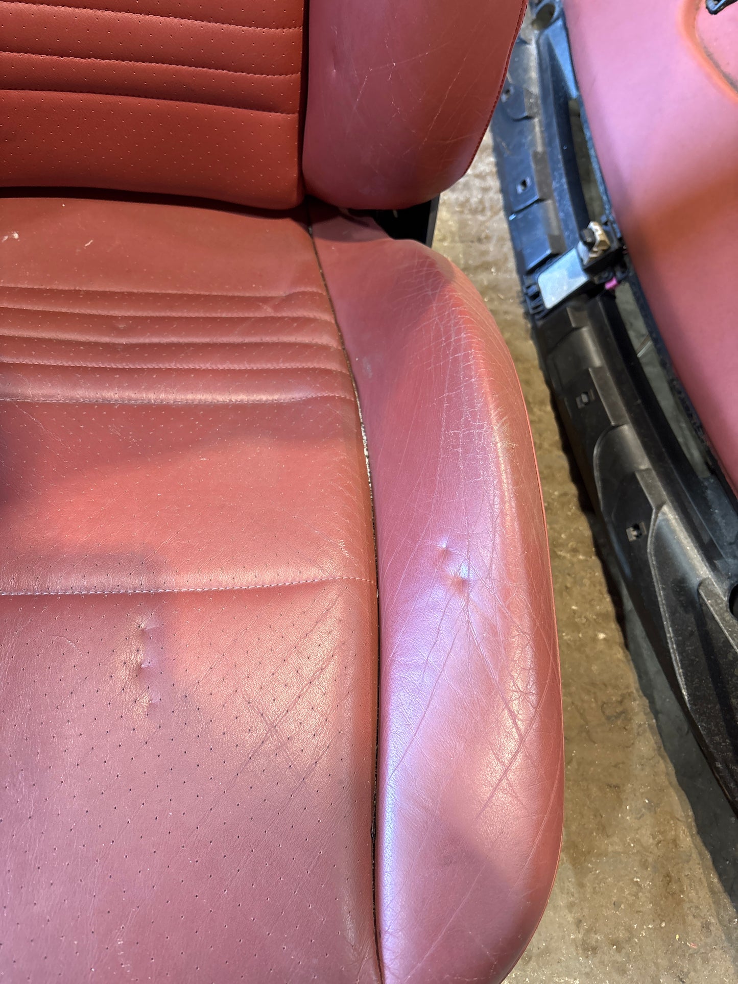 Porsche Boxster 986 complete red interior with Wingback sport seats, used, RHD car