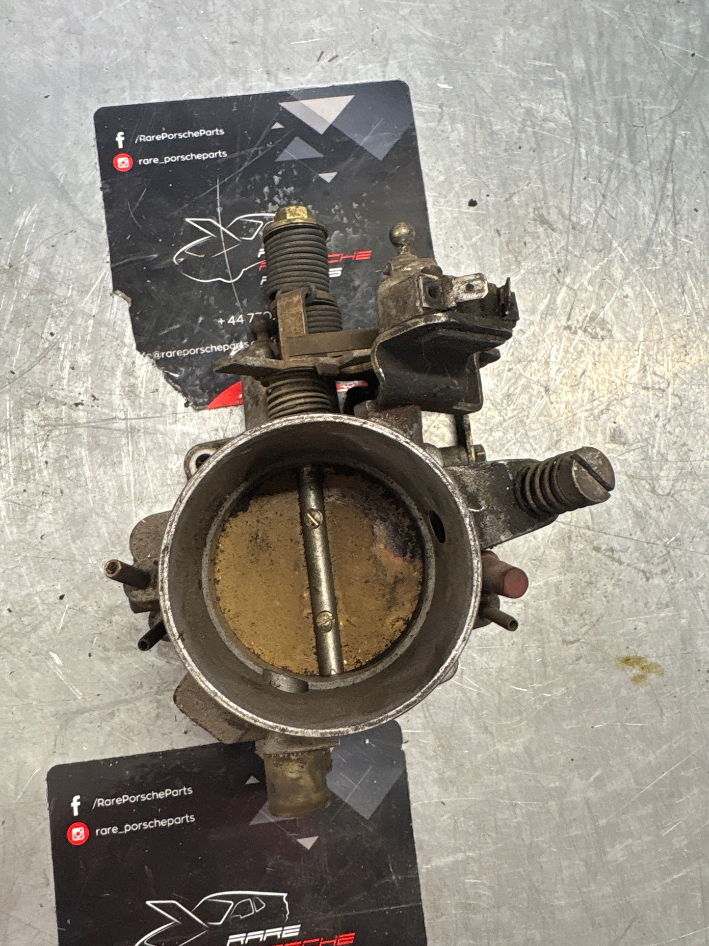 Porsche 928 4.7 Throttle Body Butterfly Valve, 9281105301R used