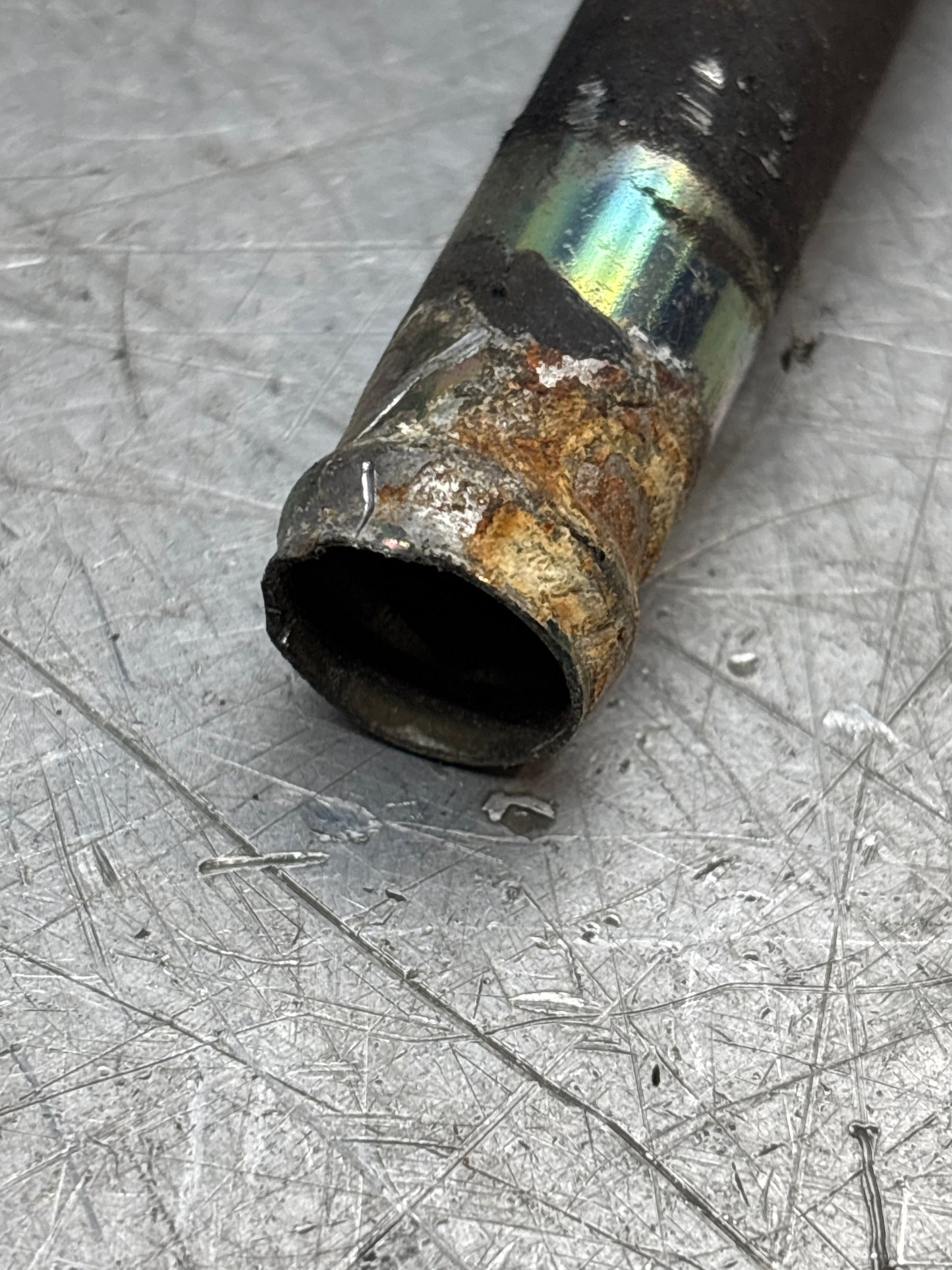 Porsche 944 2.5 924S water pipe on cylinder head 94410624302 used