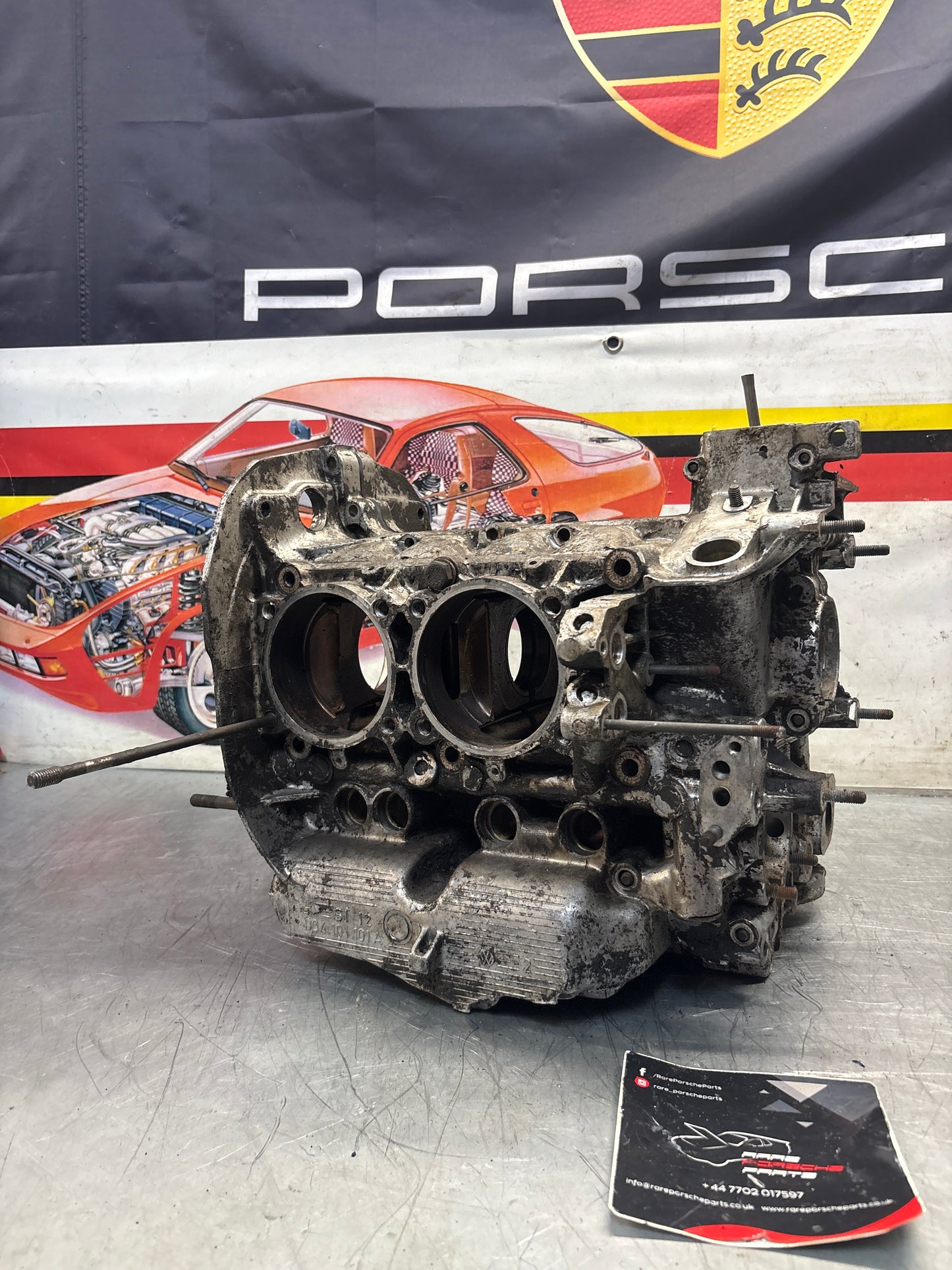 Porsche 914 1.7L engine case, used W0063914