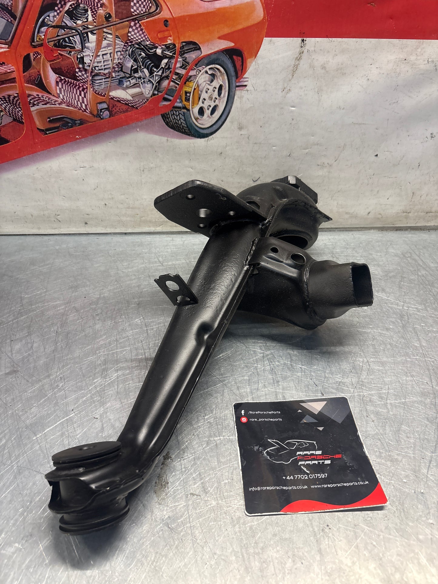 Porsche 924 944  -85.5 Rear left trailing arm,  refurbished 94433102100