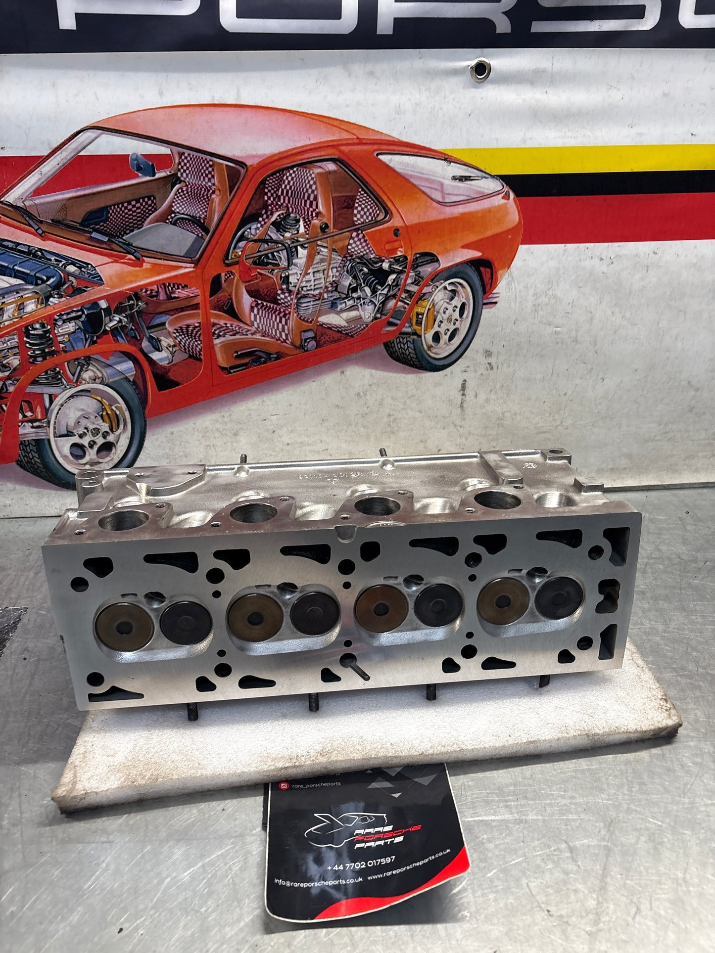 Porsche 924 Turbo reconditioned cylinder head without camshaft 9311043013R