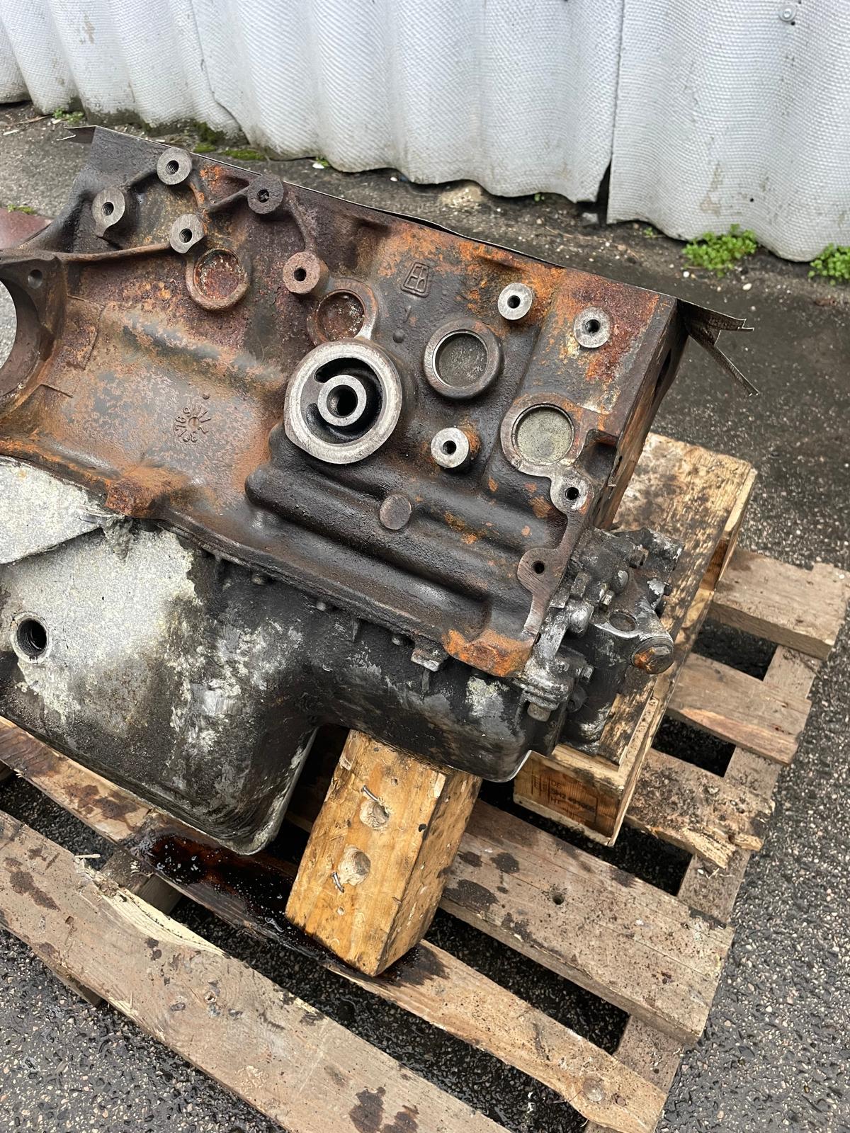 Porsche 924 Turbo S1 31/01 short block, used