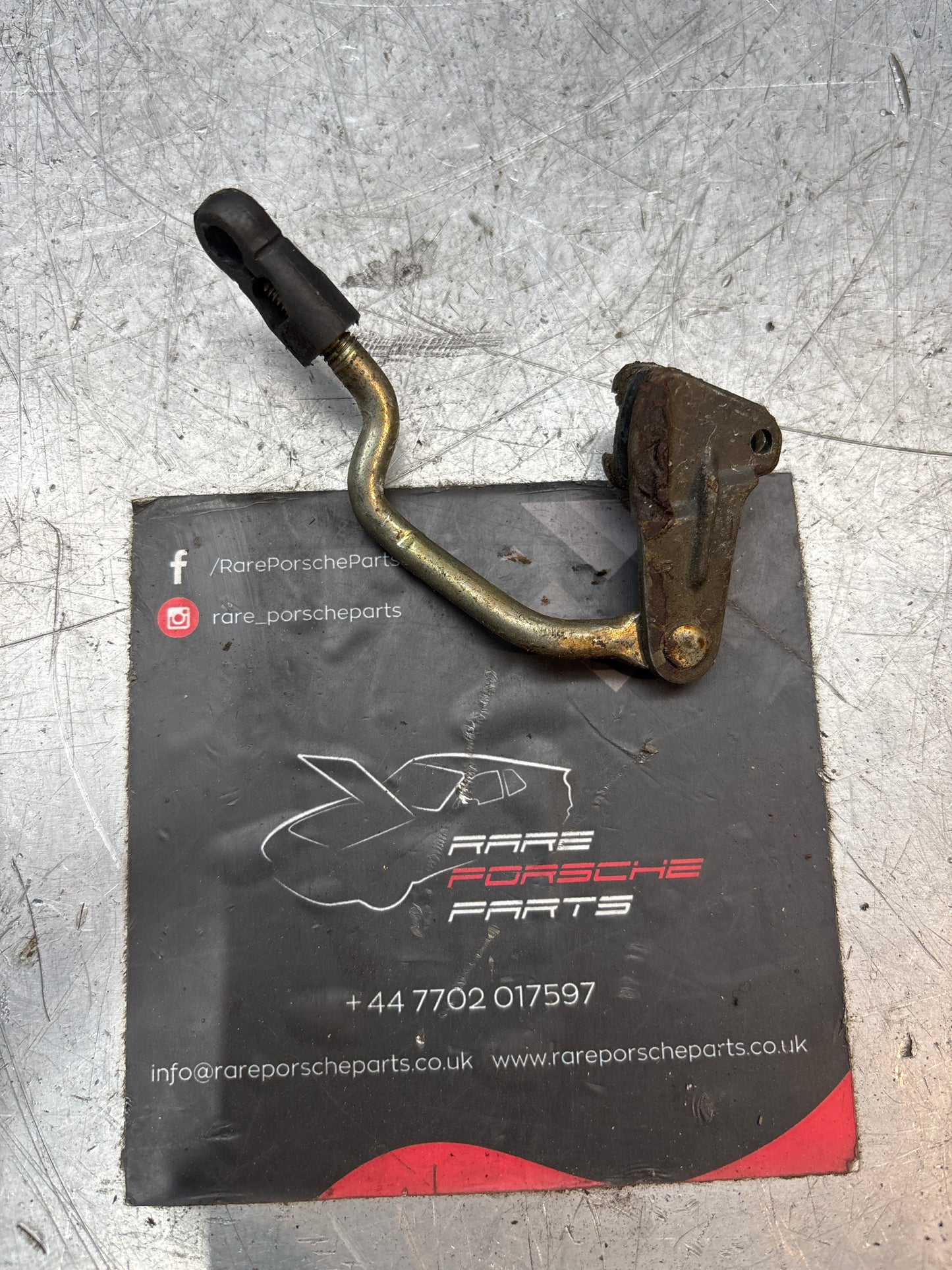 Porsche 944 right O/S outer Door Handle linkage, 94453726202, used