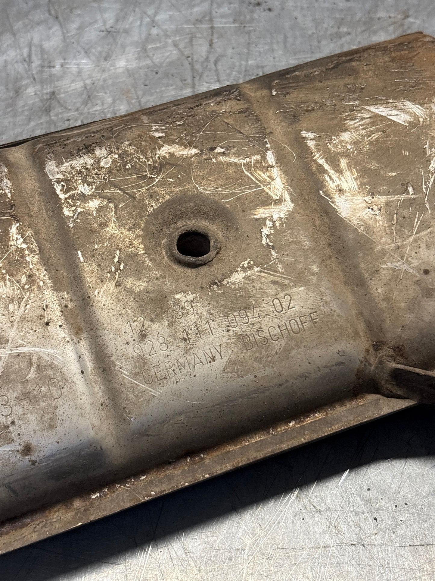 Porsche 928 S4 right middle silencer, used 92811109403