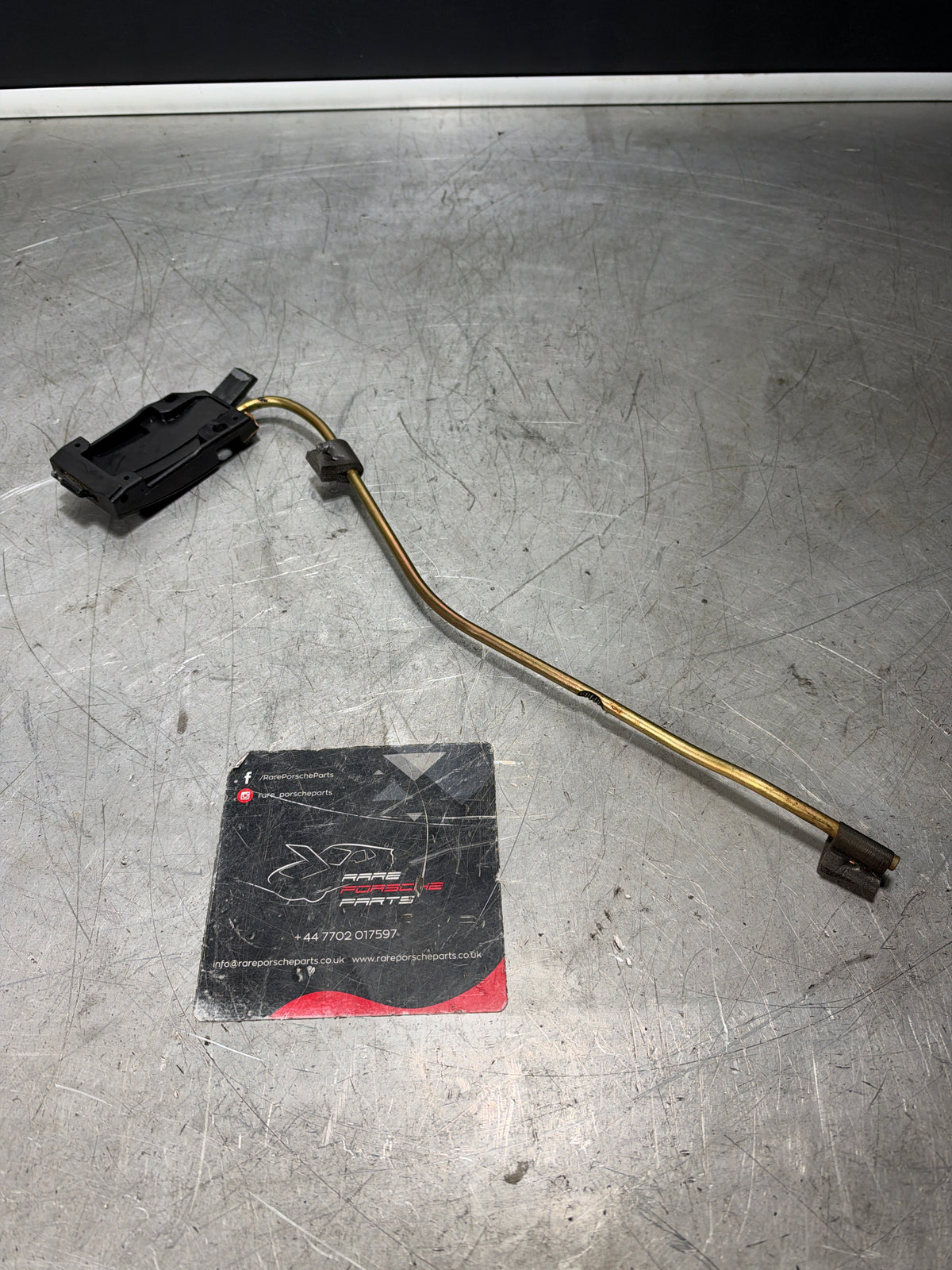 Porsche 924 944 early targa, sunroof lift mechanism left side N/S, Used, -85.5 94456494101 / 94456494100