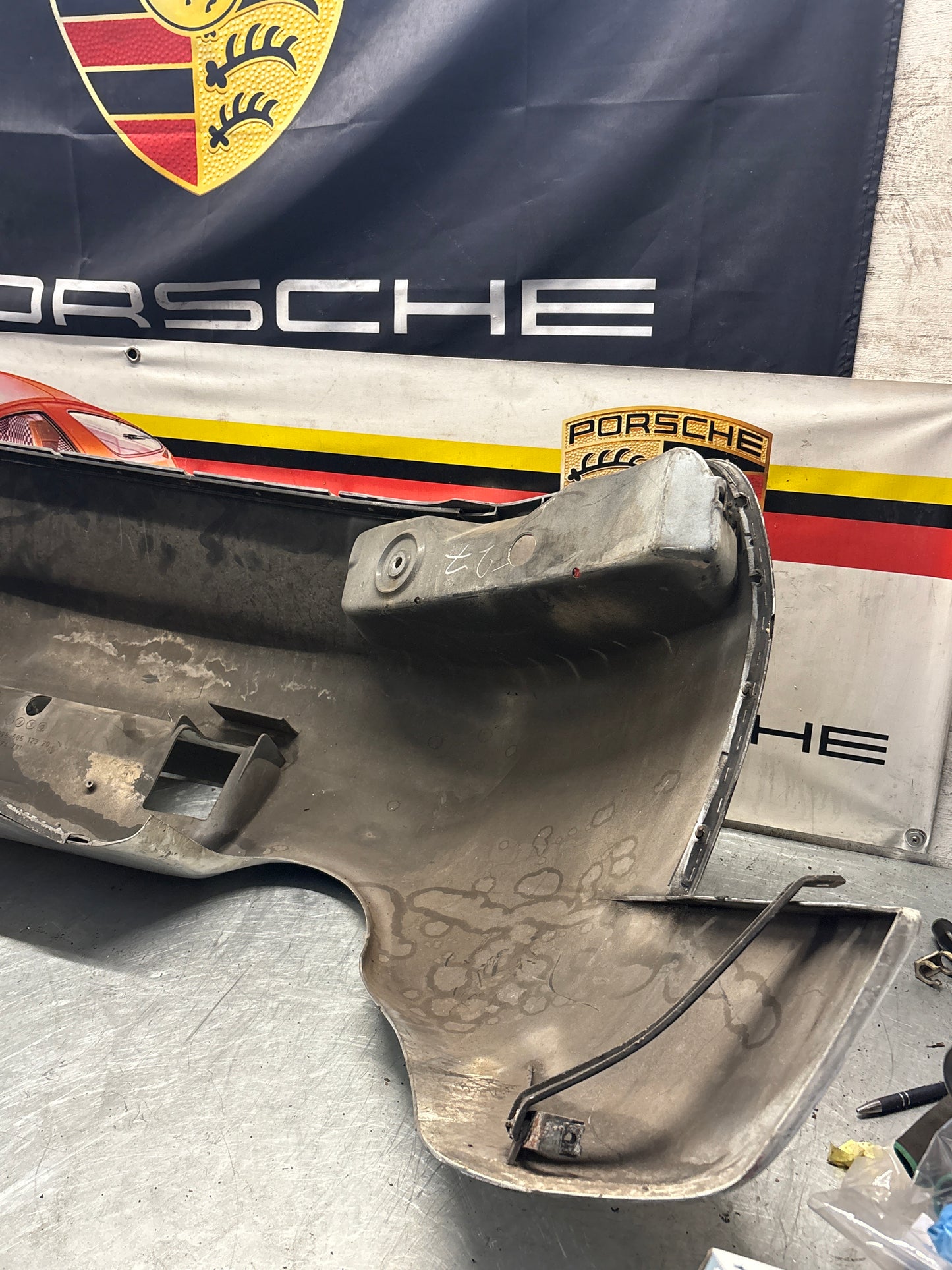 Porsche 928 S/S4 rear bumper, used 92850512320