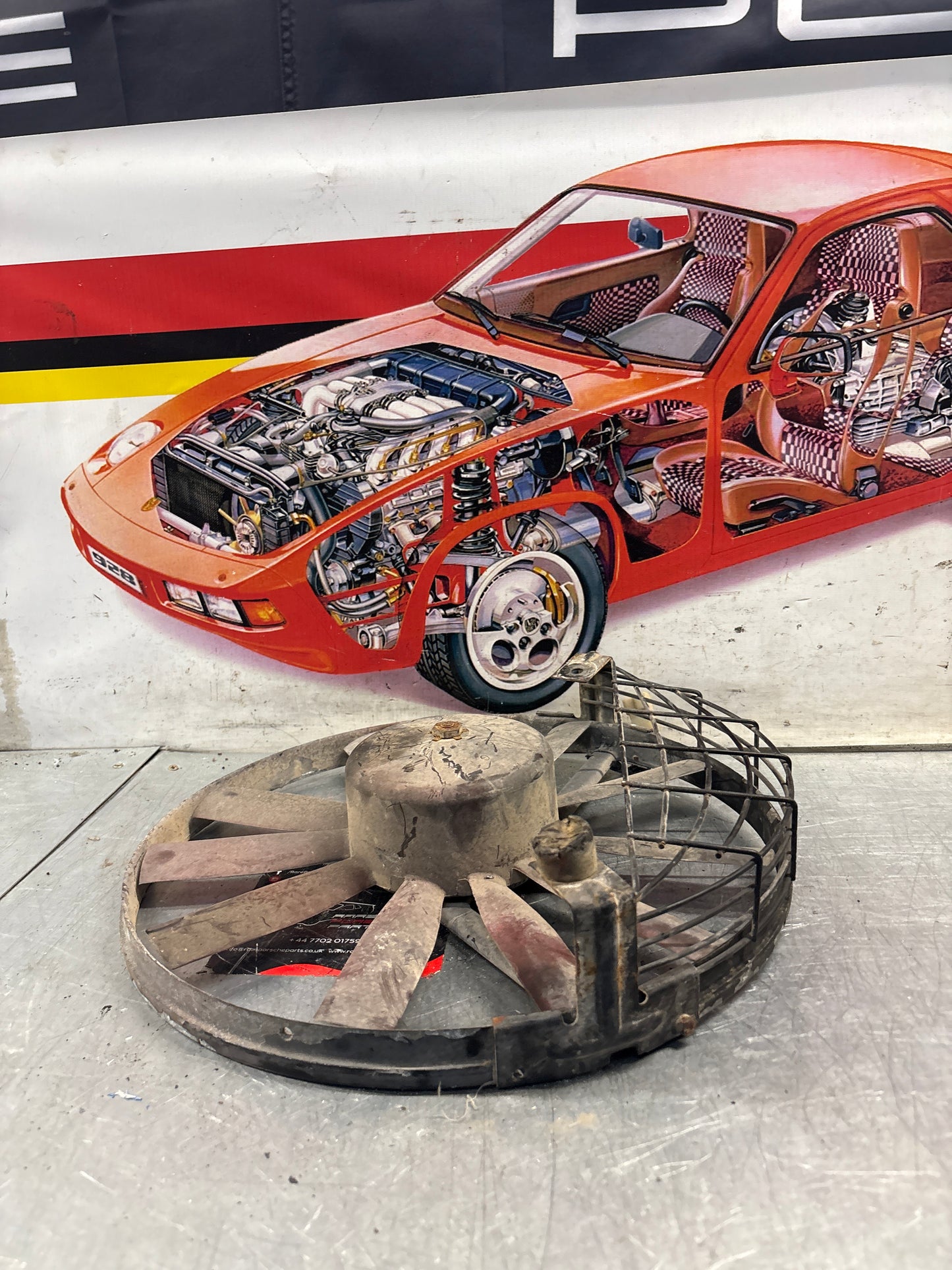 Porsche 928, 80- Air conditioner condenser  cooling  fan, genuine 92862410301 used