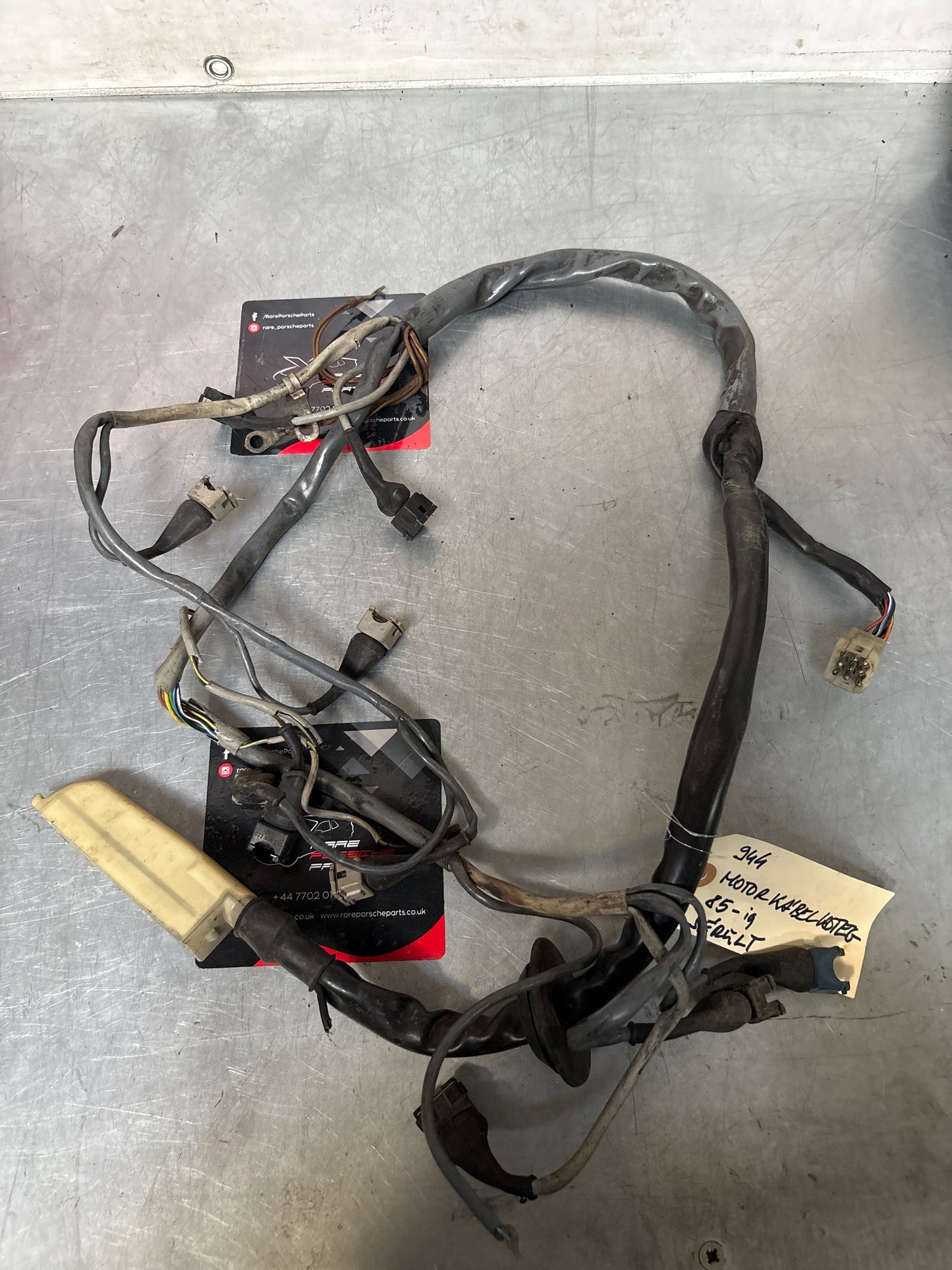 Porsche 944 engine loom/ harness wiring for 2.5 M44/01 94461200206 damaged