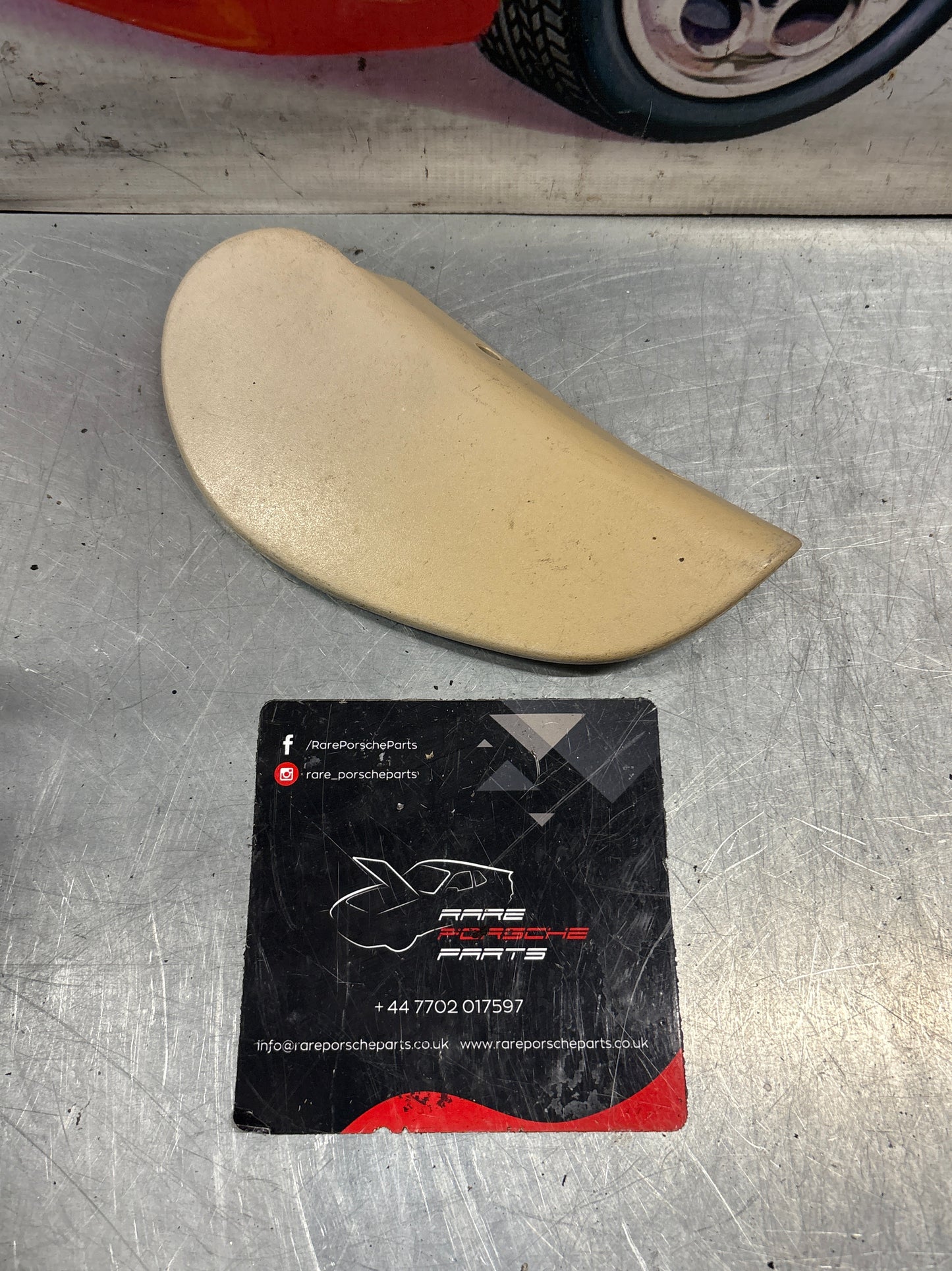 Porsche 928 seat hinge cover beige used 92852114802