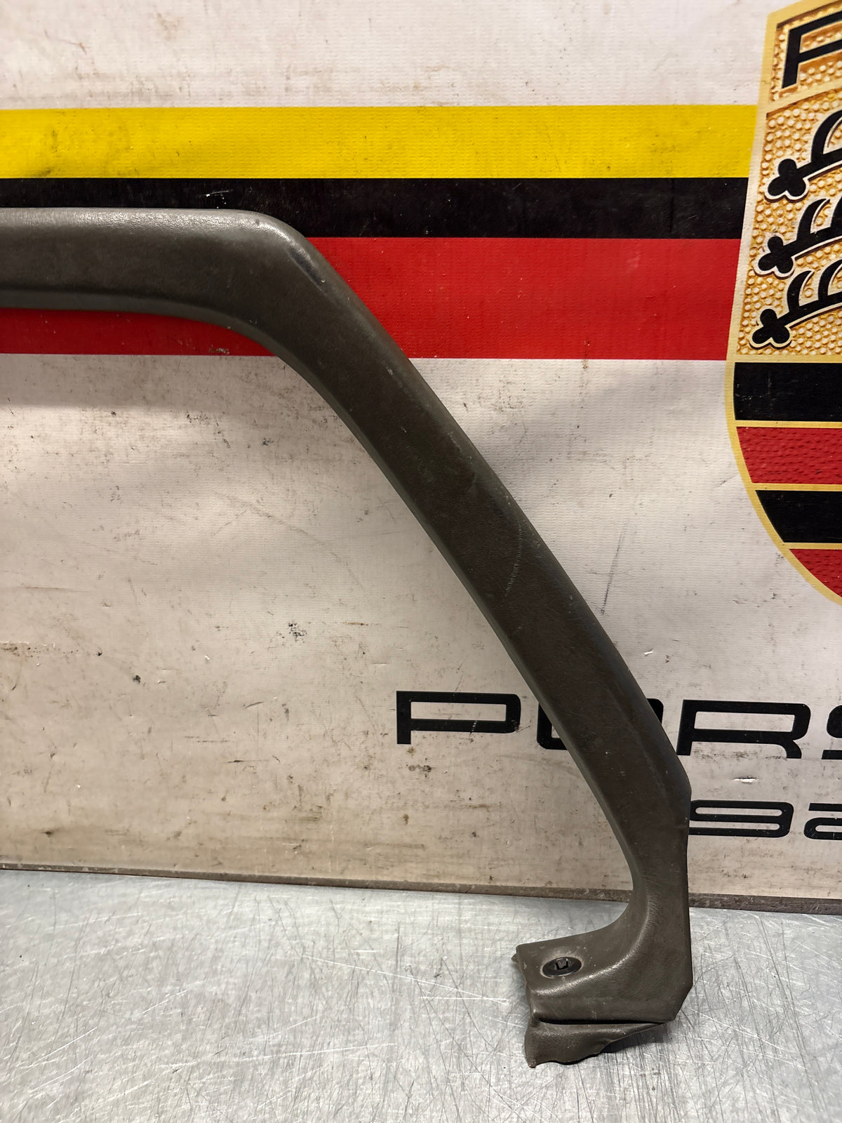 Porsche 928 right, off side door upper frame surround trim, grey 92855502602, used