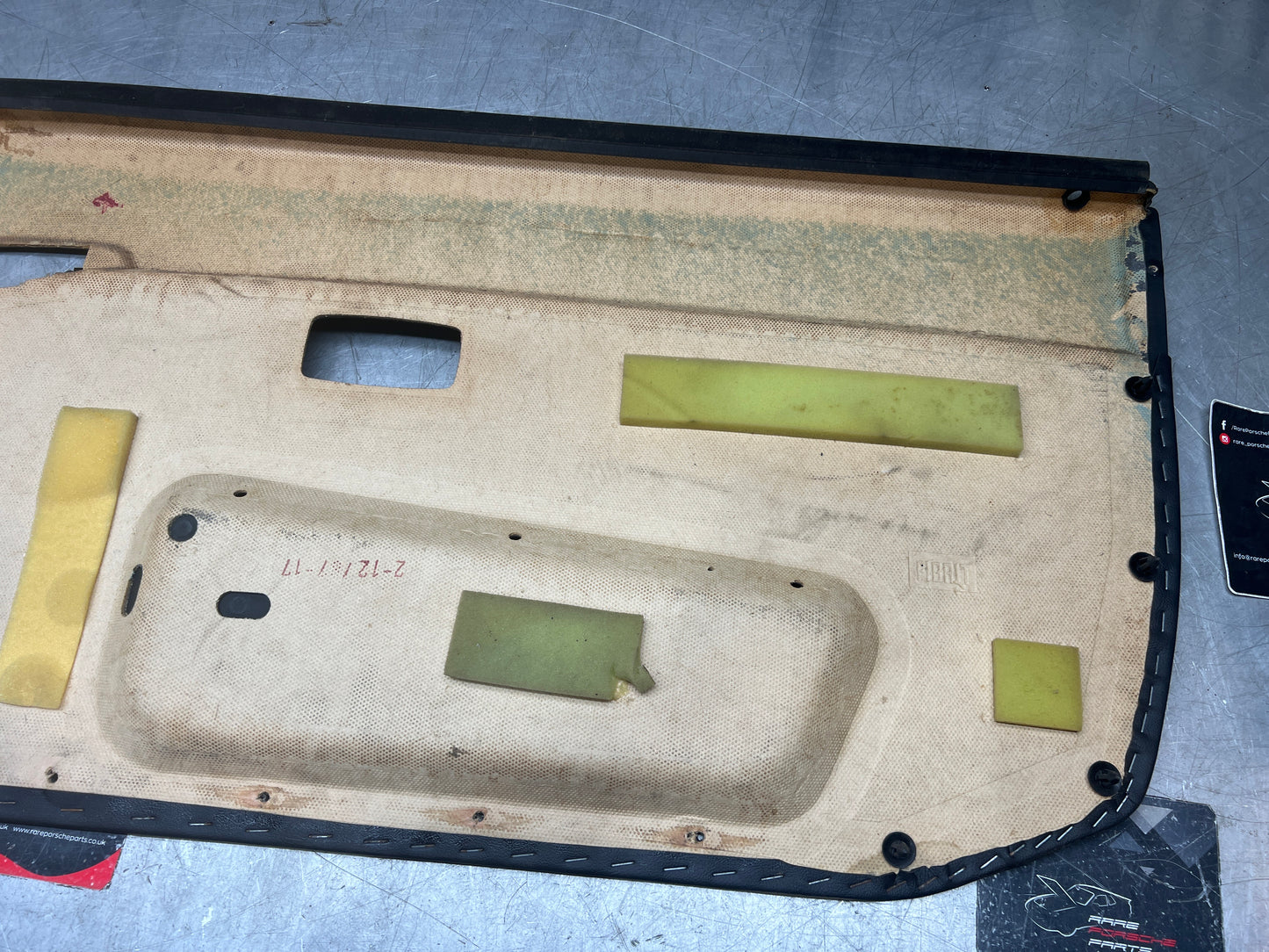 Porsche 944 left blue door card for late cars from 85.5 944555017