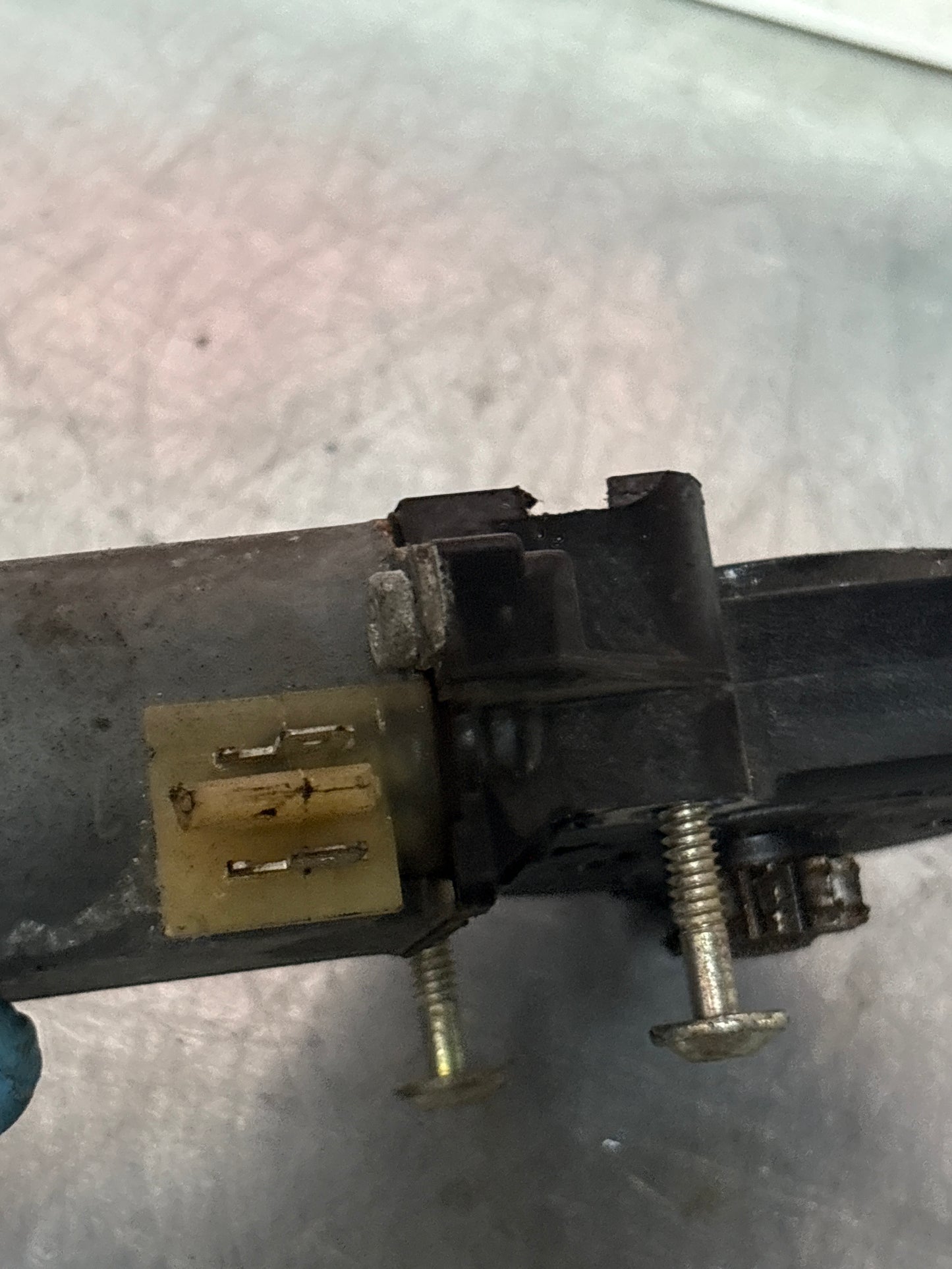 Porsche 911 964 right window motor, used 0130821252