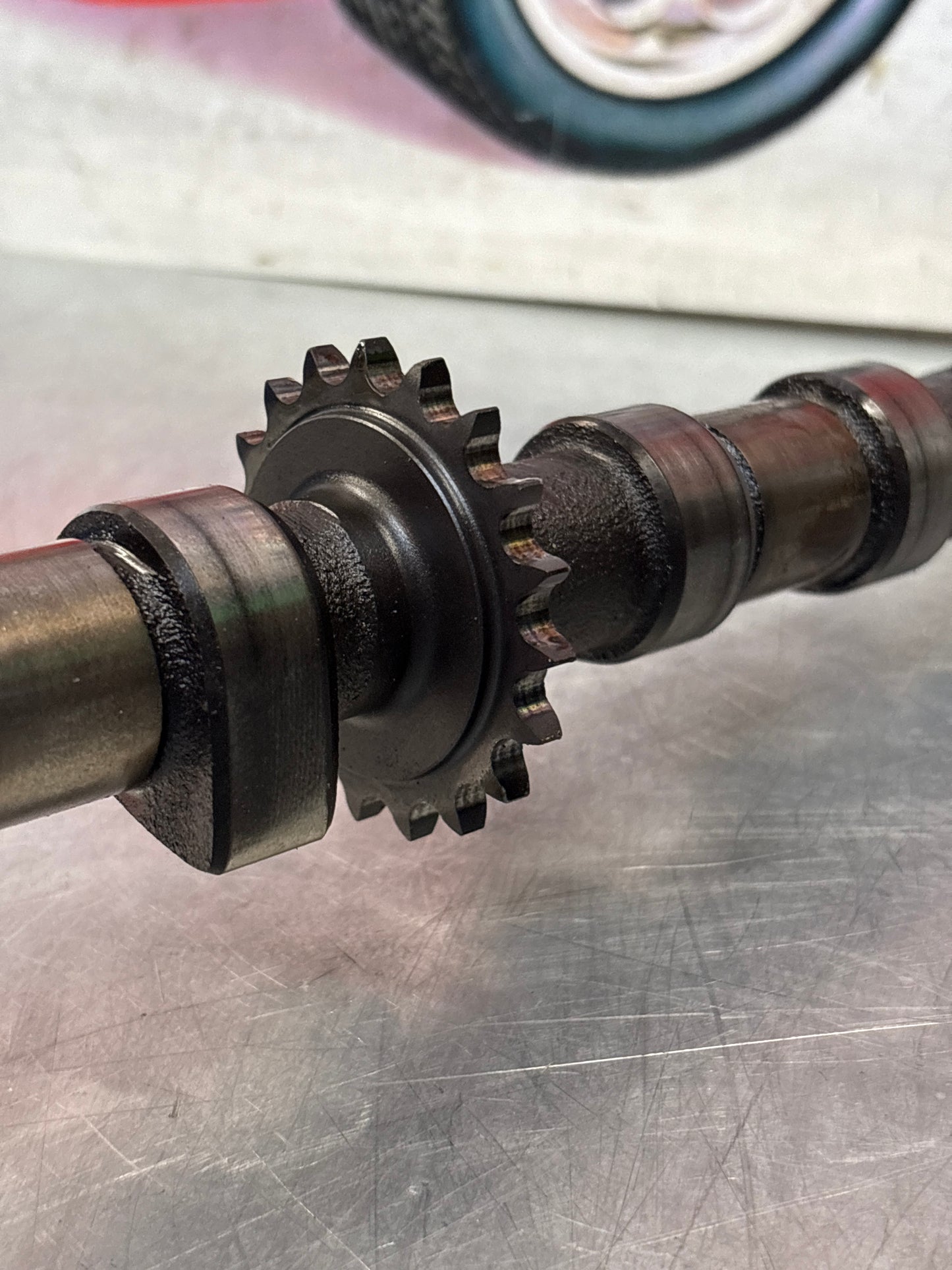 Porsche 928 / 944S2 engine Camshaft, intake side, cylinder 5-8, used 9281052926R / 92810529208