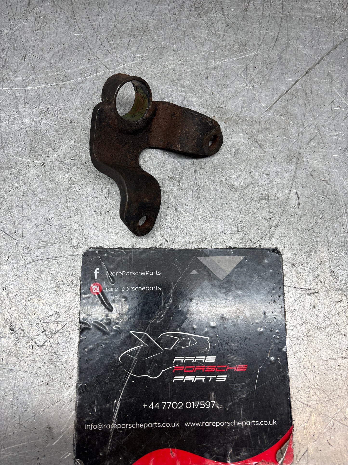 Porsche 924 alternator bracket, 047903141 used