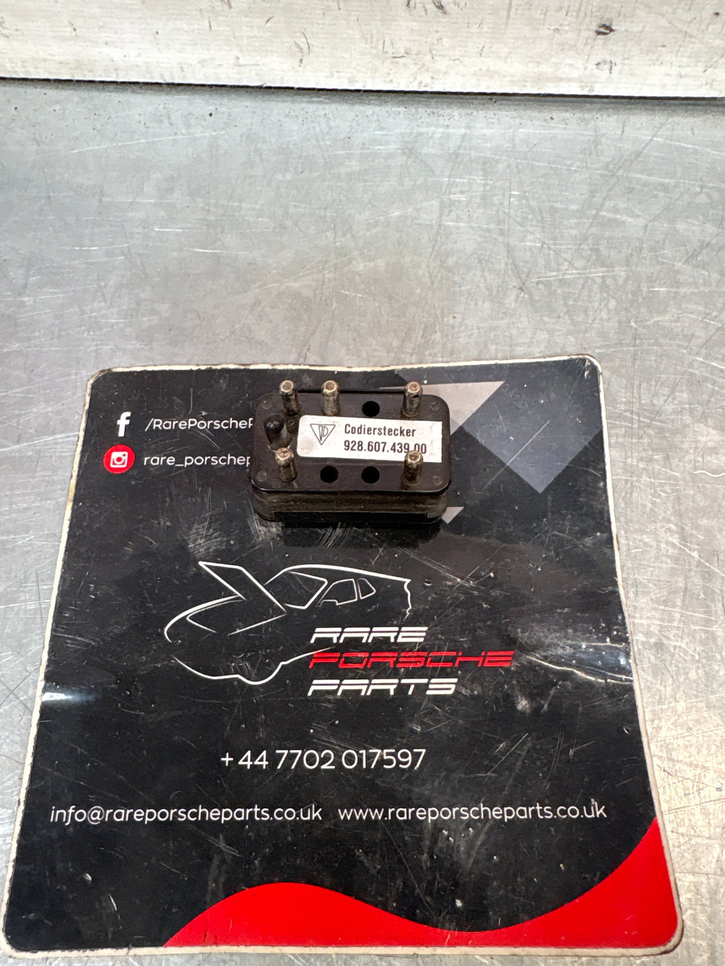 Porsche 928 GTS coding plug, used 92860743900
