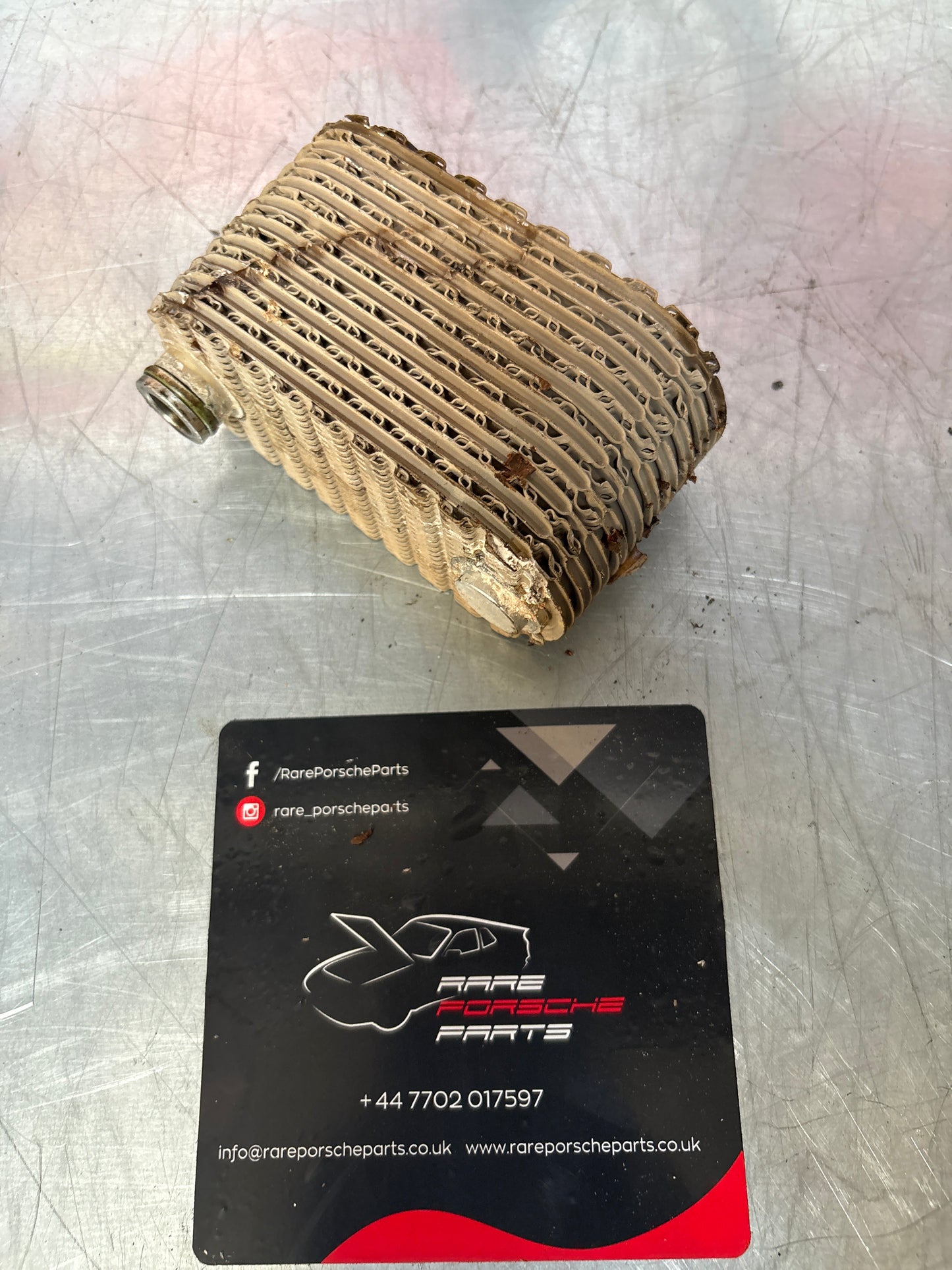 Porsche 924S 944 oil-water radiator, oil cooler, heat exchanger 94410716501 used