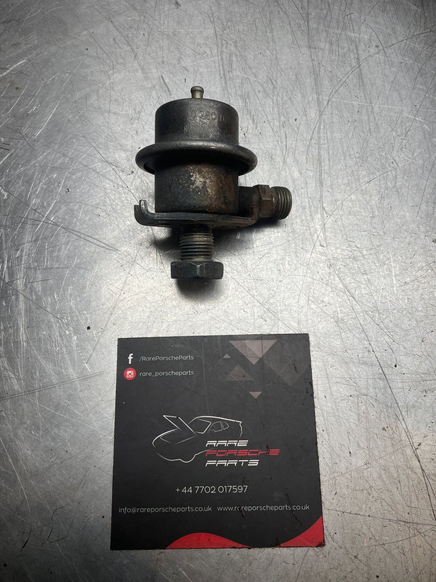 Ammortizzatore di pressione del carburante Porsche 944, usato 0280161036