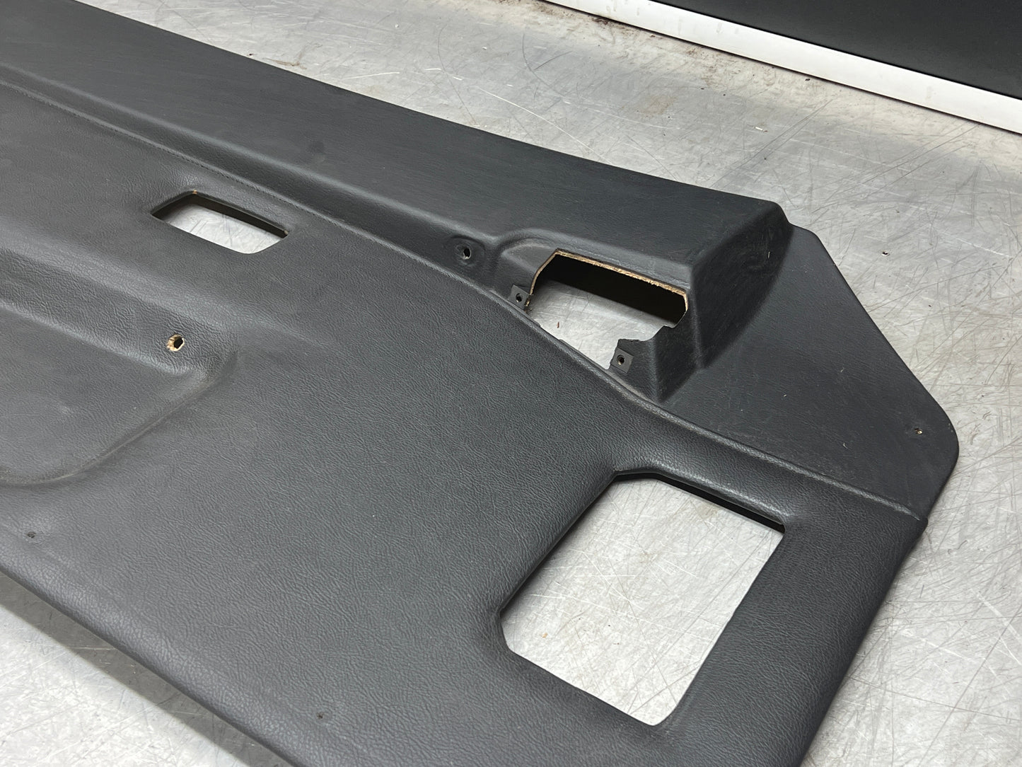 Porsche 944 left black door card for late cars from 85.5 944555017
