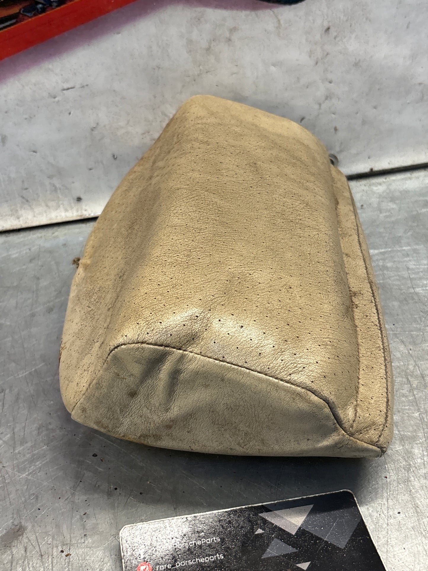 Porsche 928 rear right seat centre cushion, leather, beige, used 92852208851