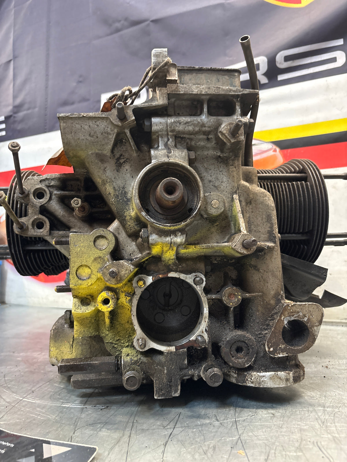Porsche 914 1.7 engine with cylinder heads, pistons and crankshaft, spares or repair EA076922