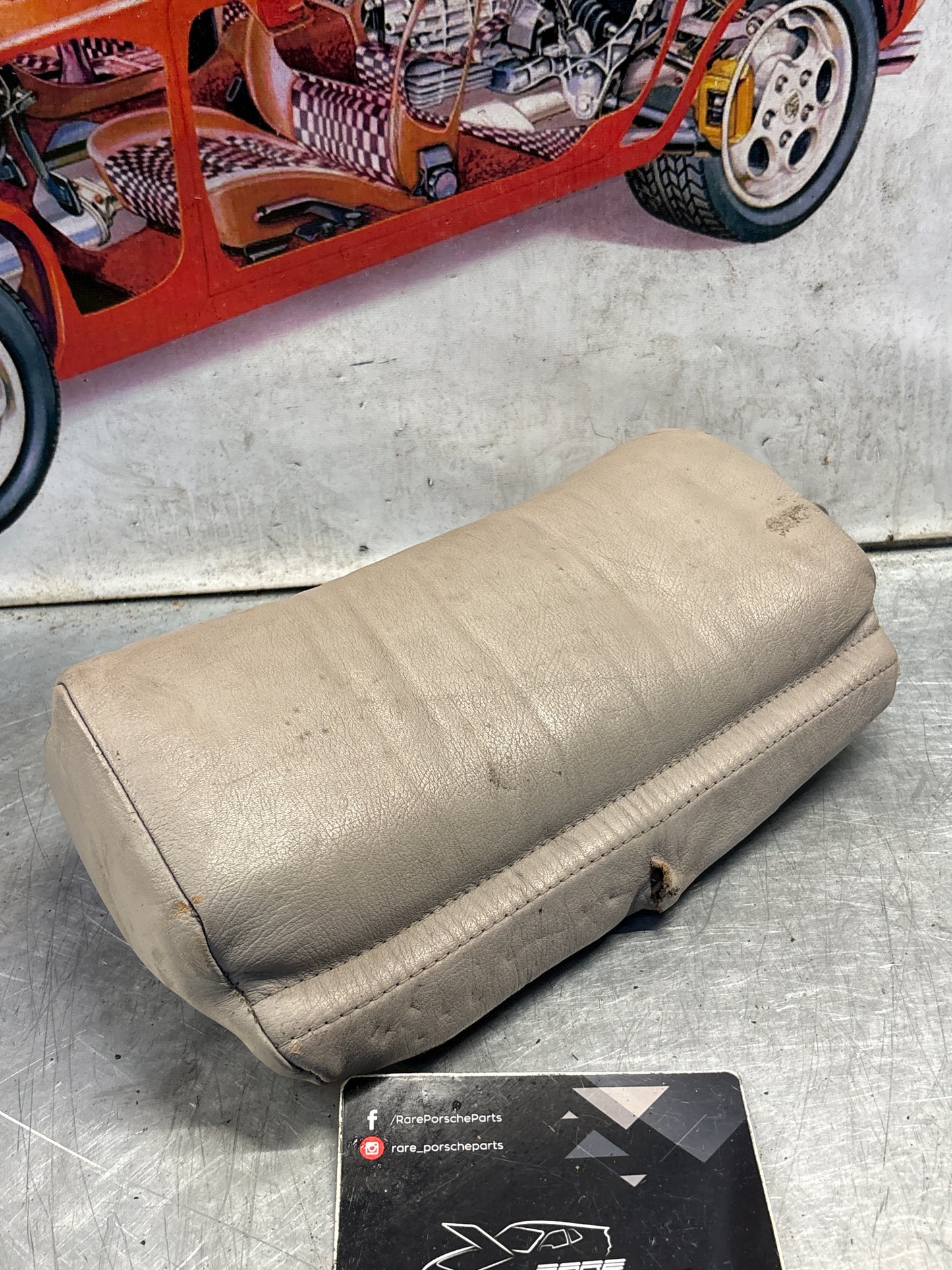 Porsche 928 rear left seat centre cushion,grey, leather, used 92852208751