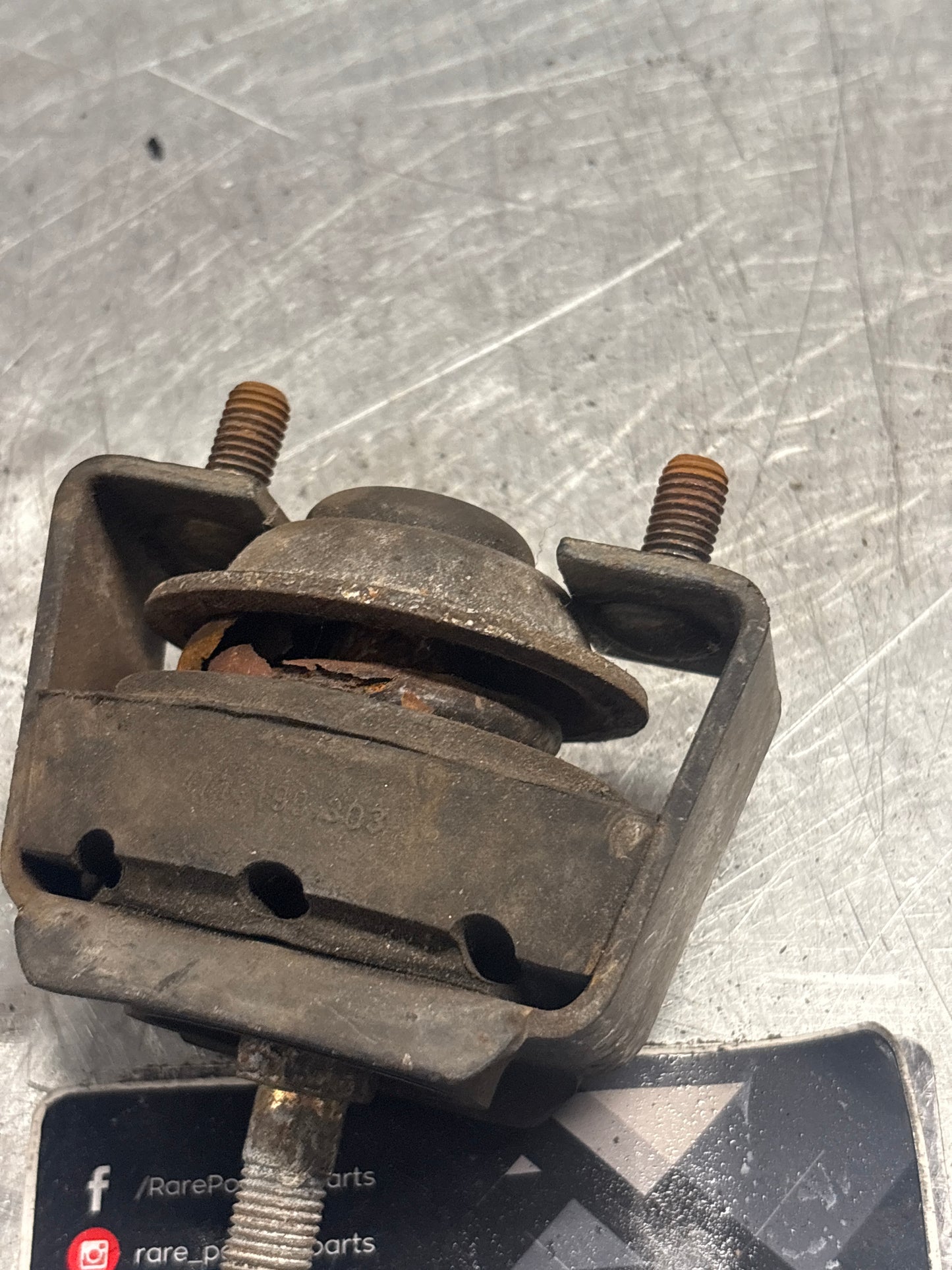 Porsche 924 engine mount. spring type. 2.0 models 477199303 used