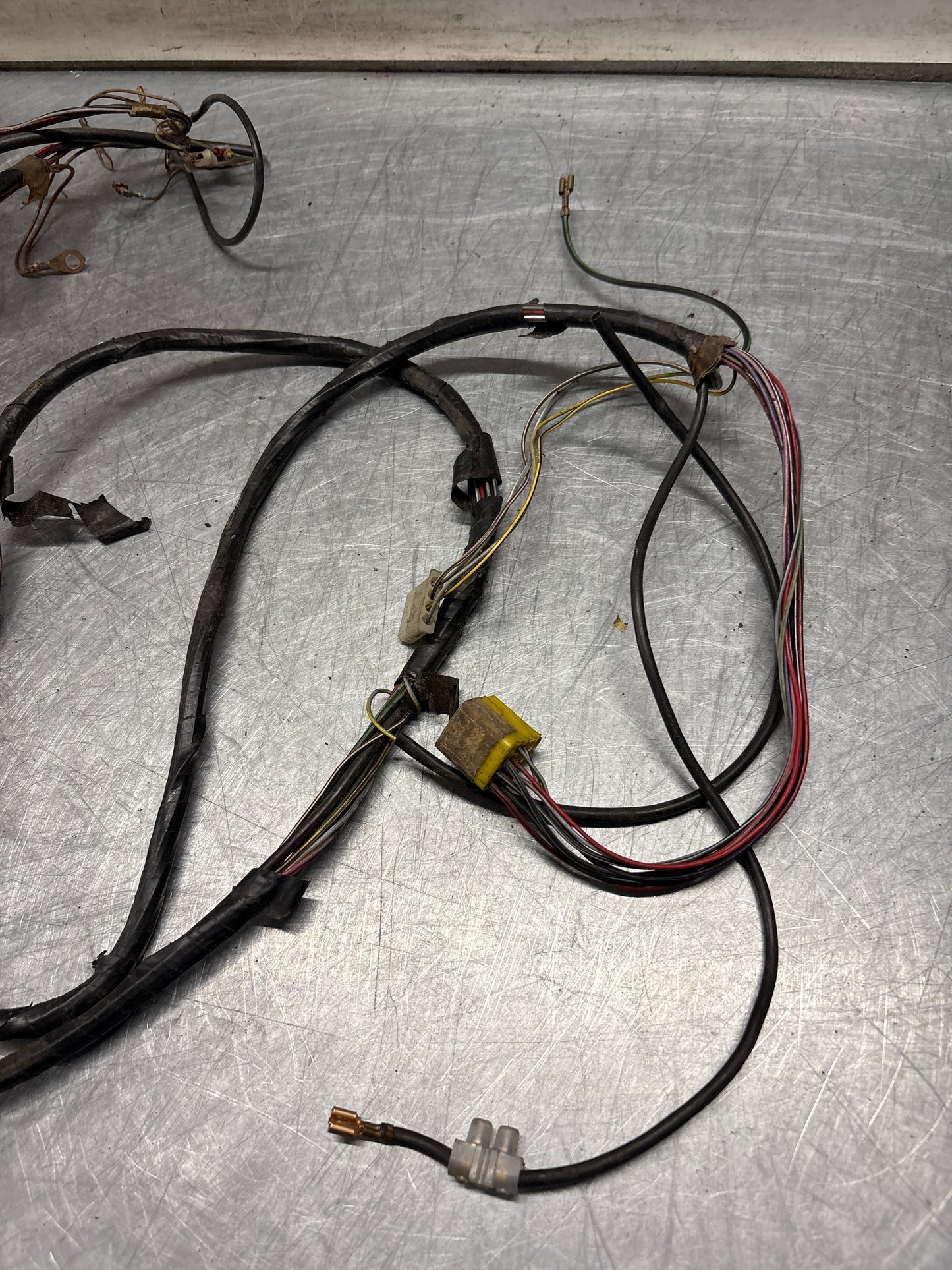 Porsche 944 manual LHD 82-85 rear end loom, used 94461200405