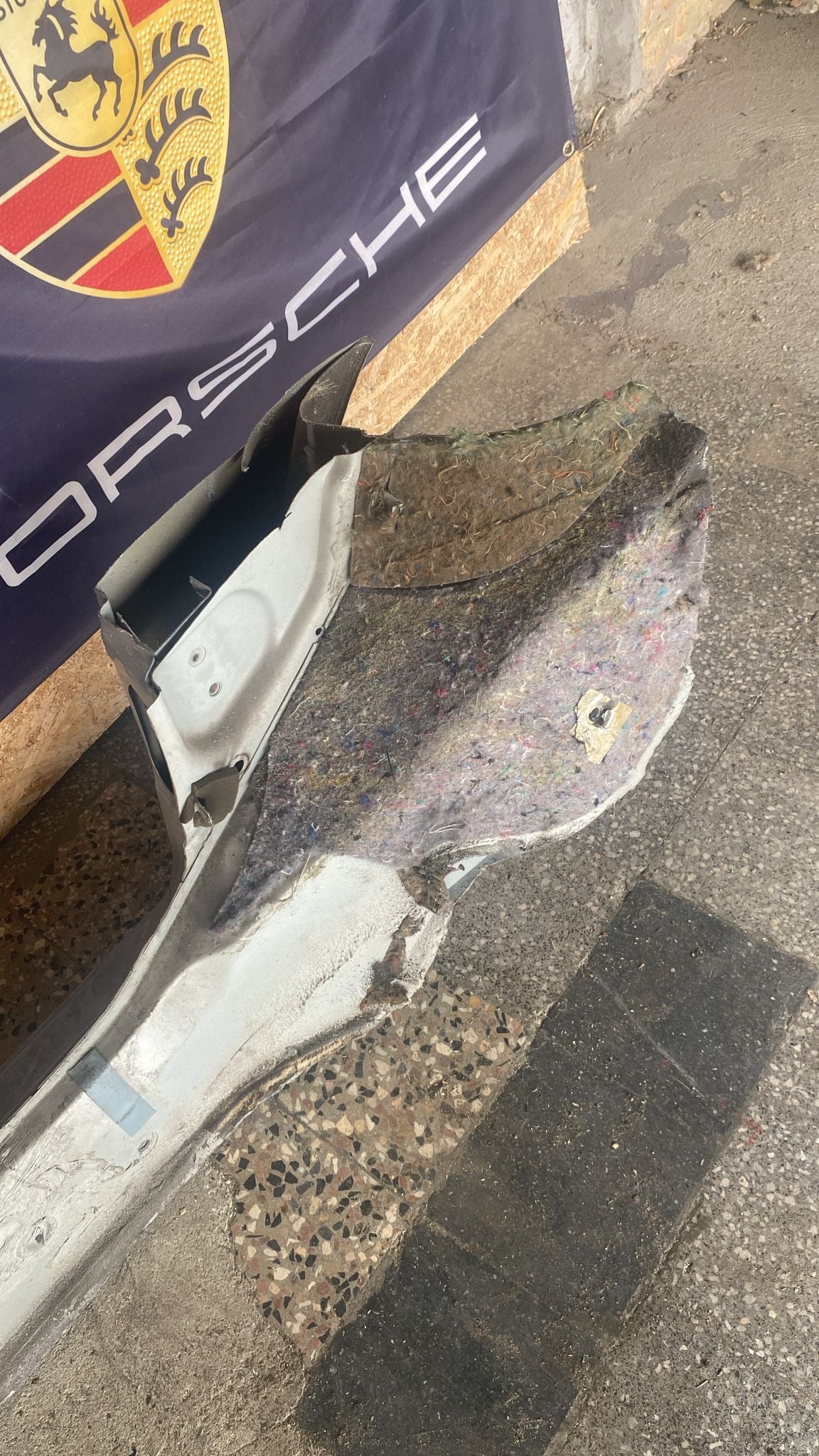 Porsche 944 right sill section cut 94450361200