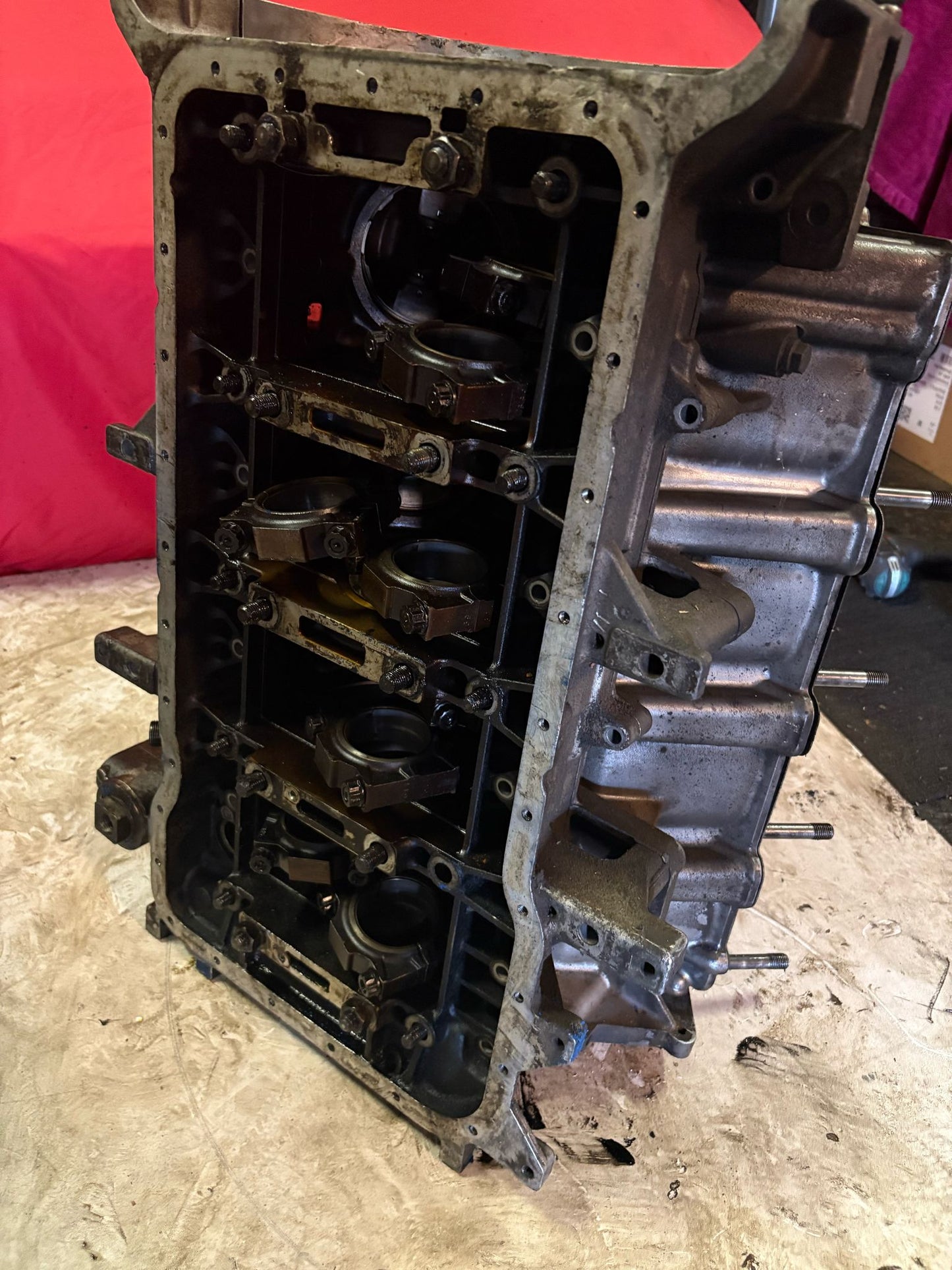 Porsche 928 M28/01 4.5 block with pistons, used