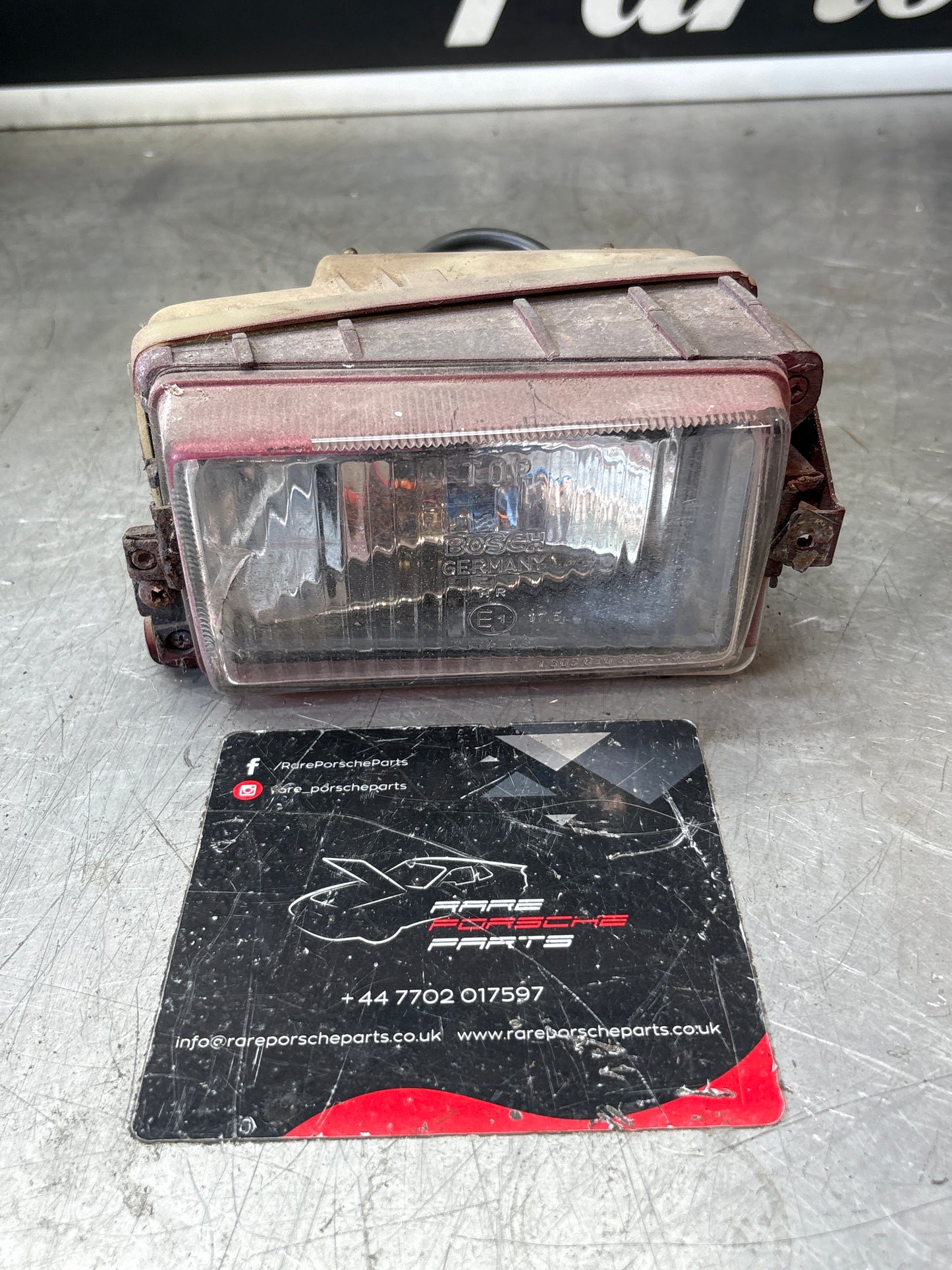 Porsche 928 Bosch headlight high beam, right 0306403002