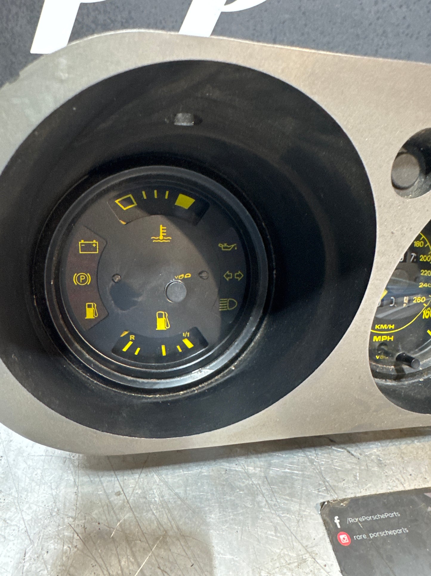 Porsche 944 complete set of instruments , used 95697miles 94464131000 / 94464103600 / 94464120701