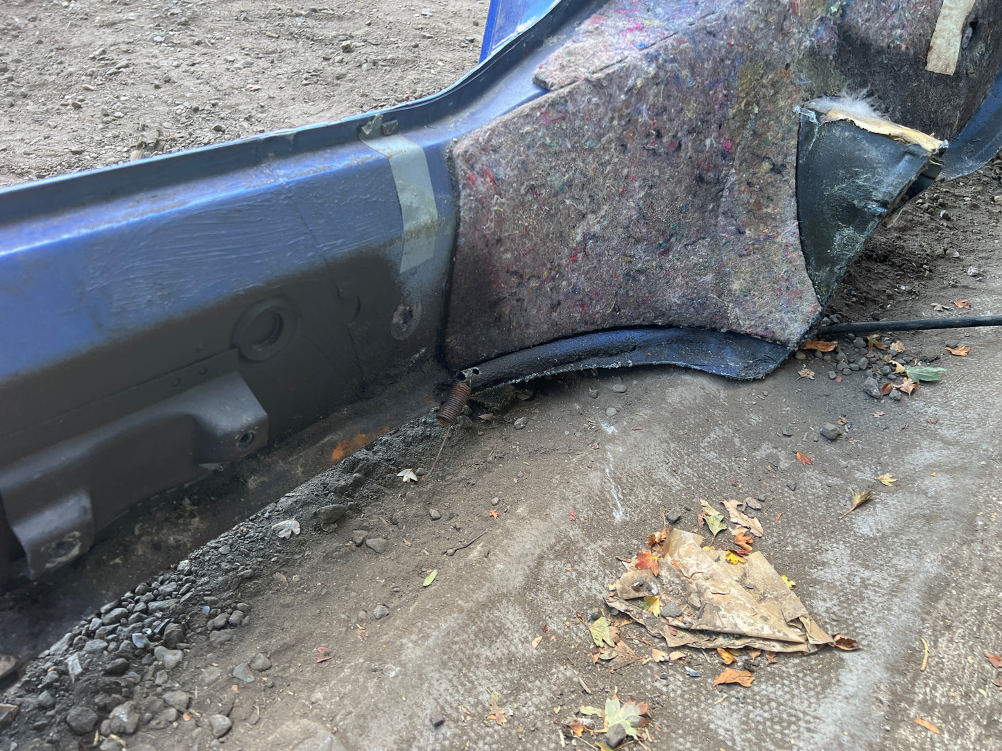 Porsche 944 S2 / Turbo 1991 Right side cut, rear fender with sill 94450390403 94450361200