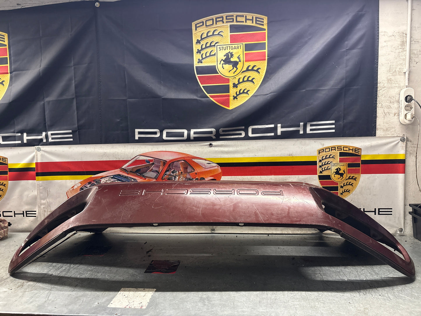 Porsche 928 rear bumper, used 928505023