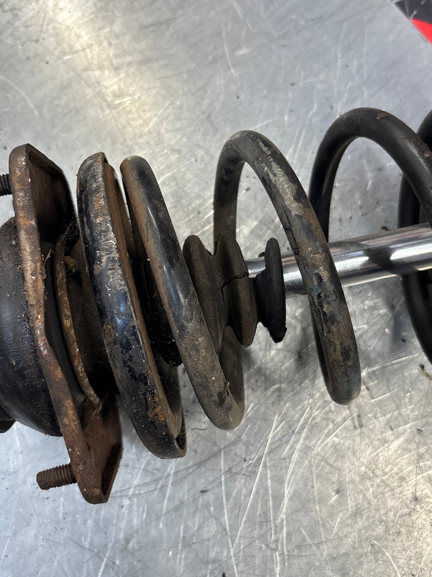 Porsche 924 Front shock absorber, used 477412031F