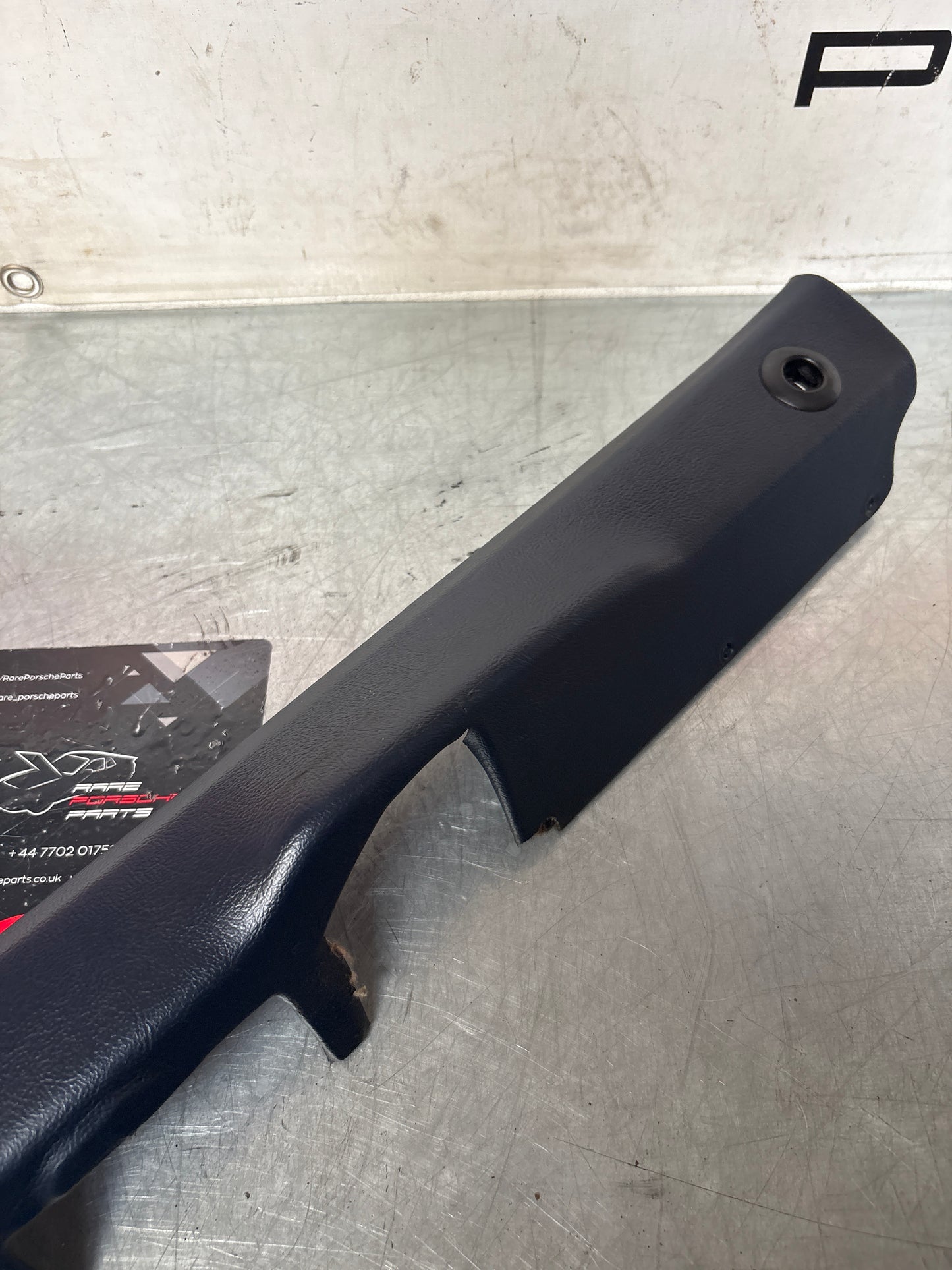 Porsche 928 tailgate interior trim, used, cobalt blue 92855504705