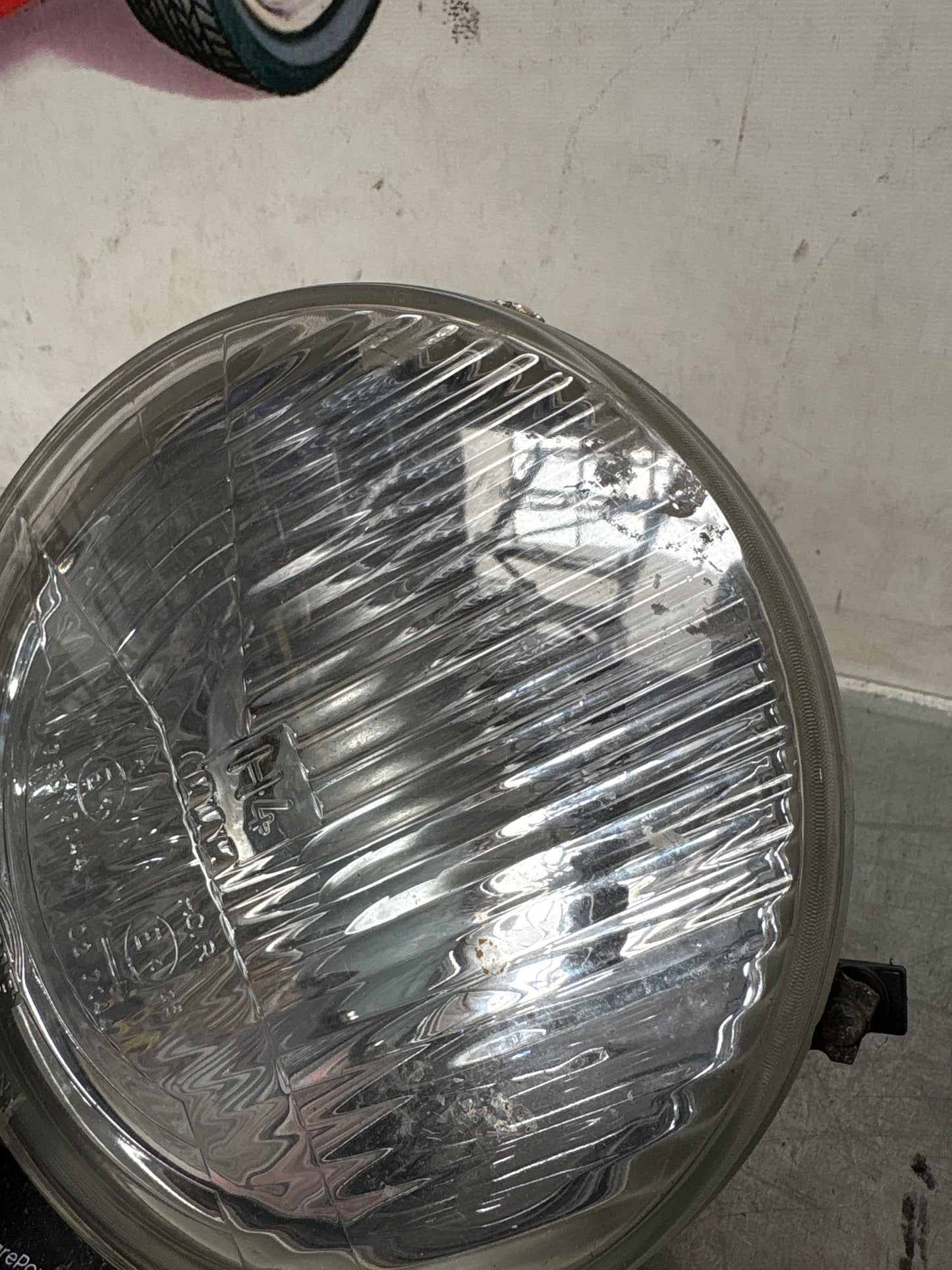 Porsche 924 / 944 Hella H4 headlight, used 477941771 / 201116560 / 1L800306069