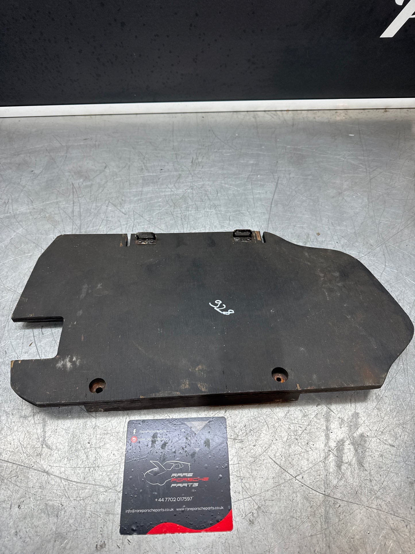 Porsche 928 foot support right hand drive ‘78-‘83 92779955107 used