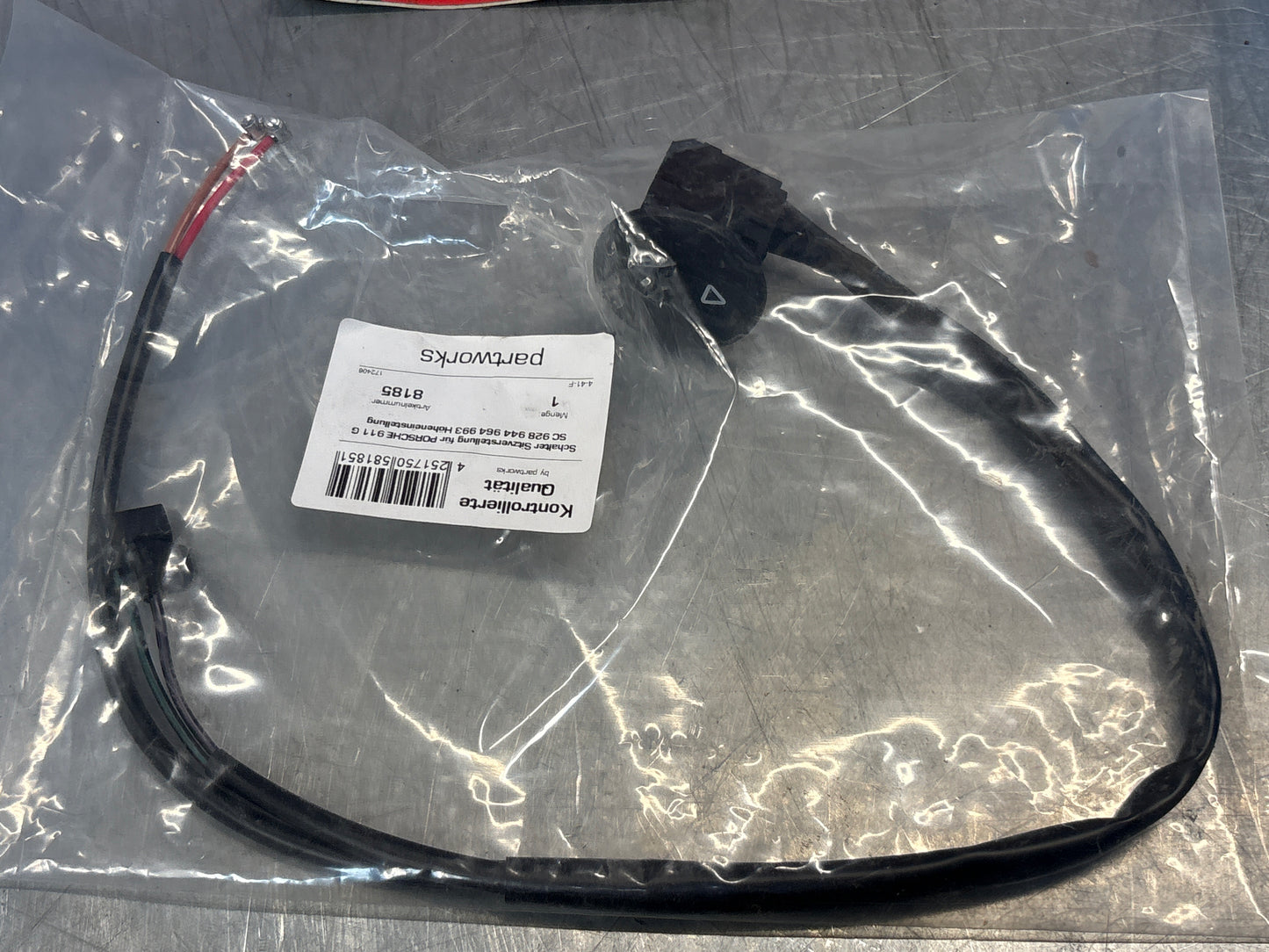 Porsche 911 G SC / 928 / 944 / 964 / 993 seat adjustment switch 92861318101 / 92861318100