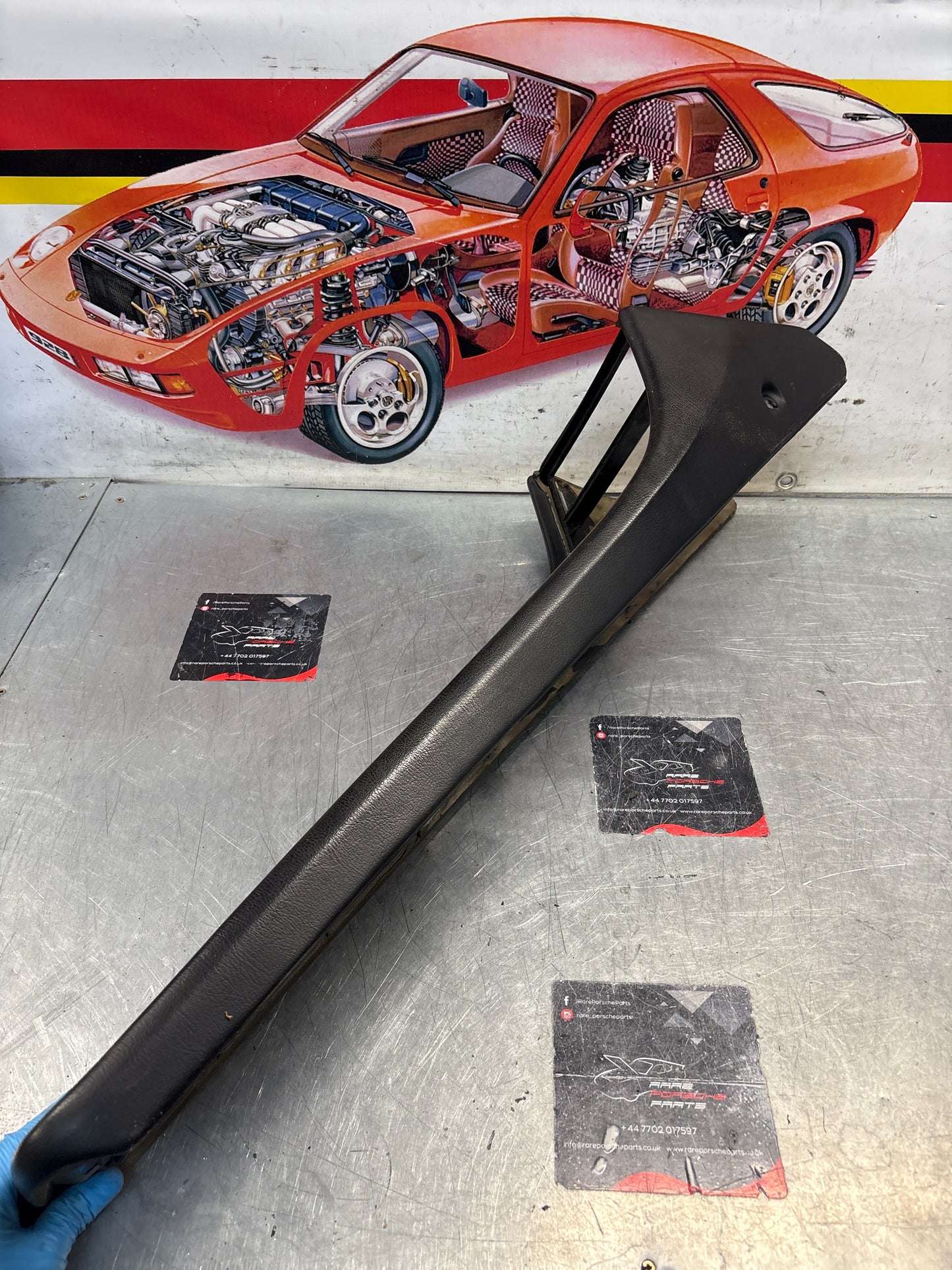 Porsche 944 centre console black 94455205100 used