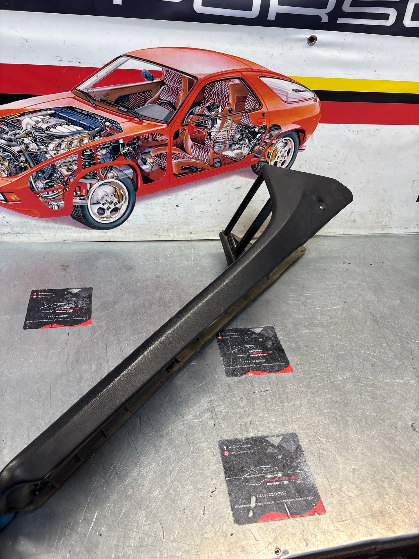 Porsche 944 centre console black 94455205100 used