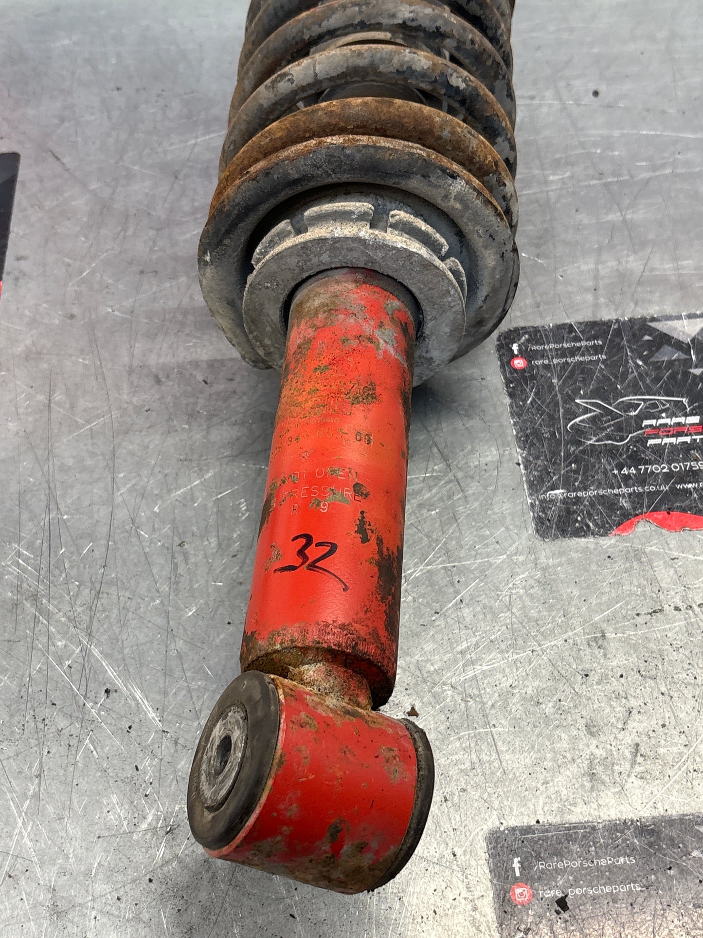 Porsche 928 Front shock absorber, used 92834305509
