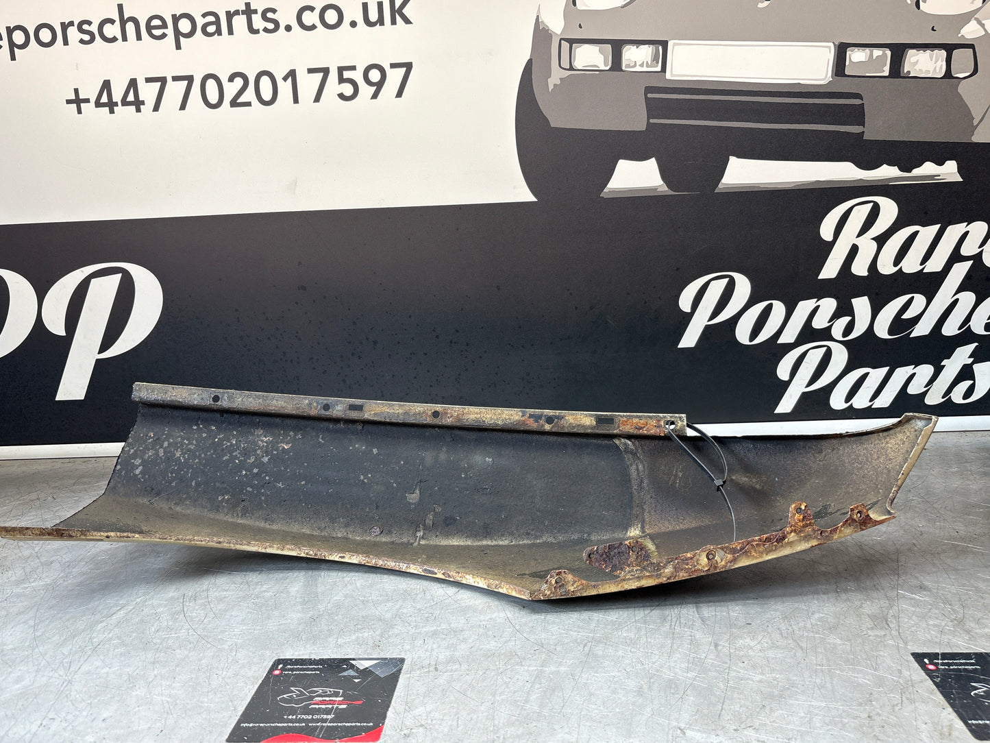 Porsche 944 front left wing repair panel