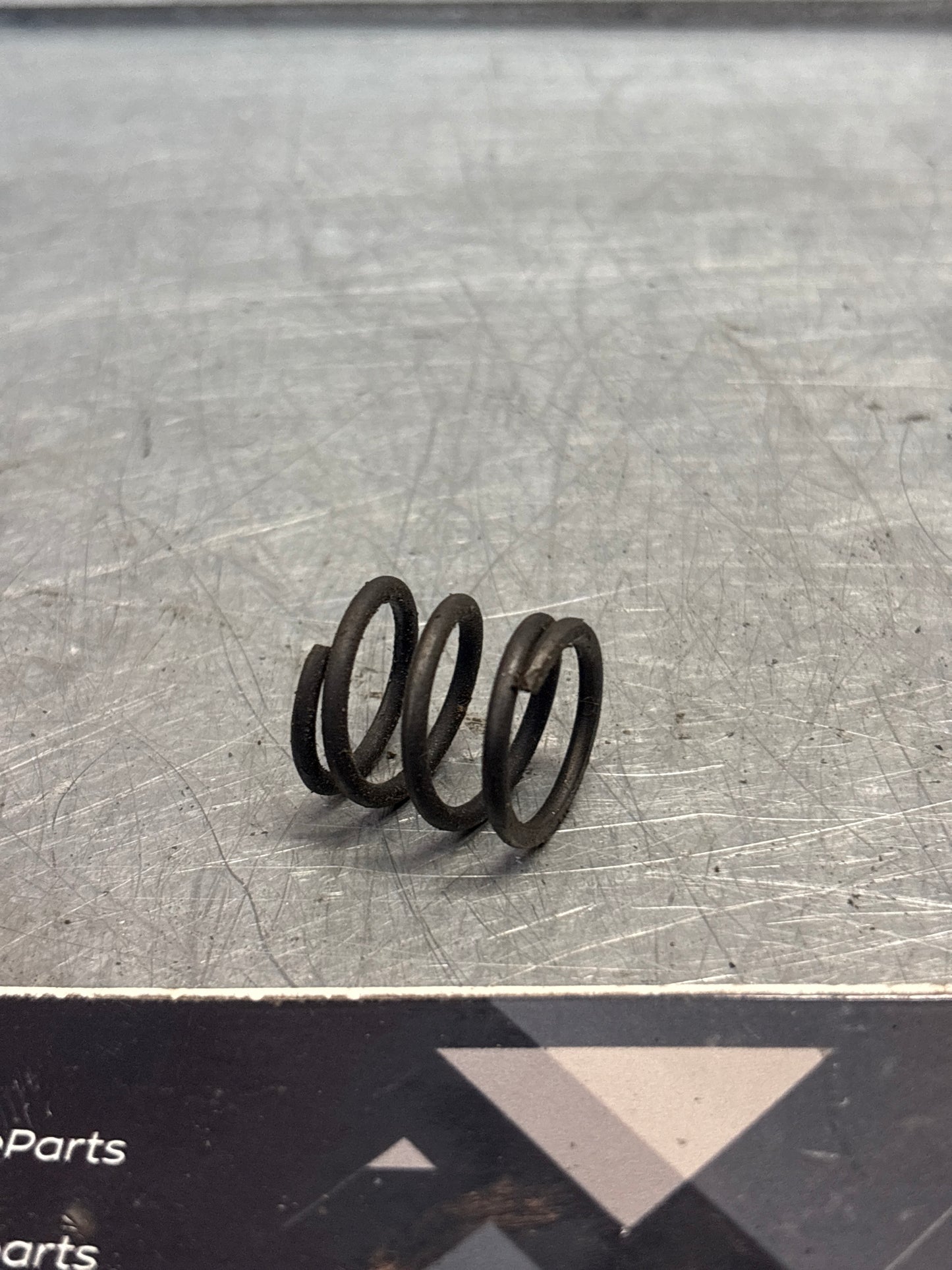 Porsche 928 compression spring, used 92842414703