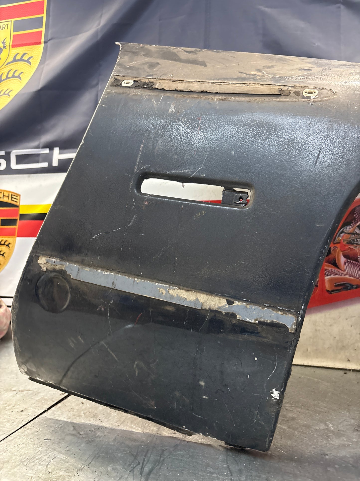 Porsche 928 S4 GT front right wing, used, 92850301211