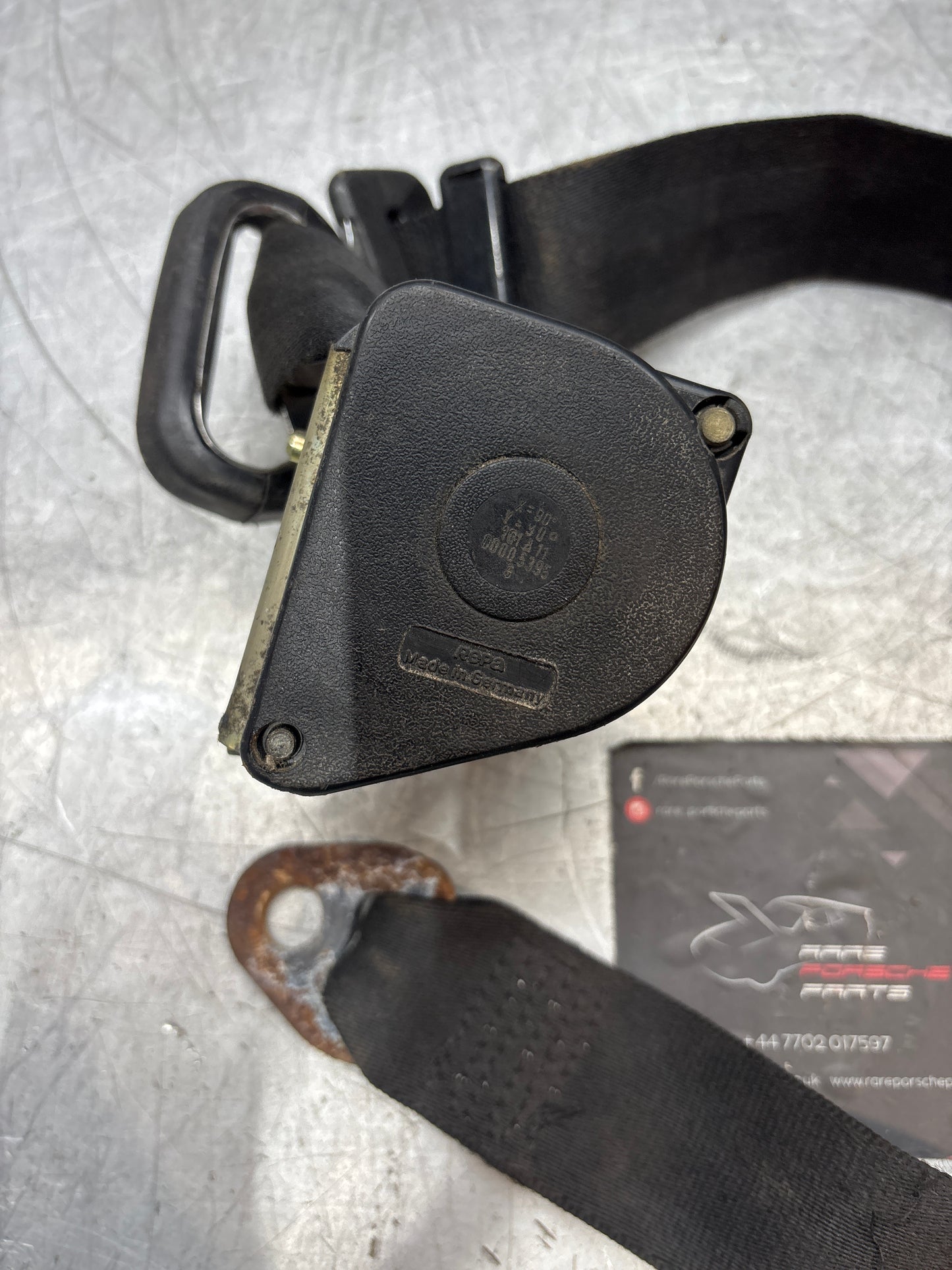 Porsche 928 front right O/S seat belt, 92880312606 used