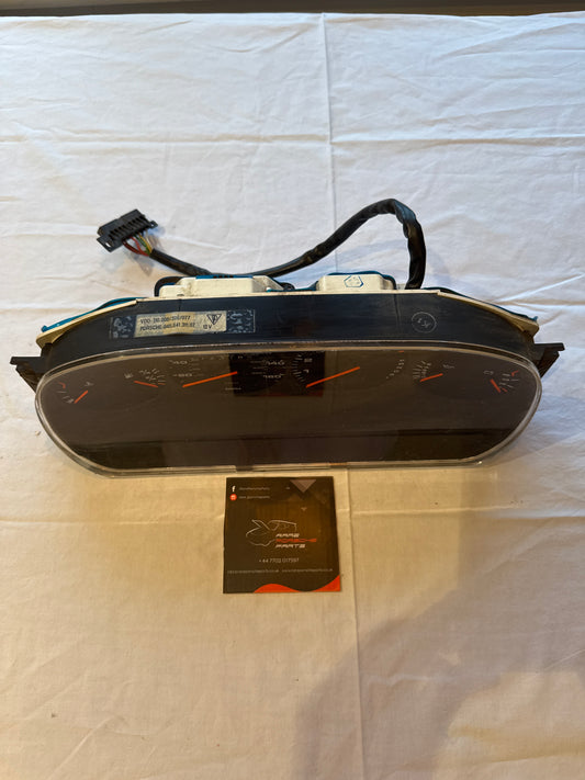 Porsche 944 dash clock binnacle pod speedometer, 94564131107 used 123184 miles plastic screen has some small scratches automatic